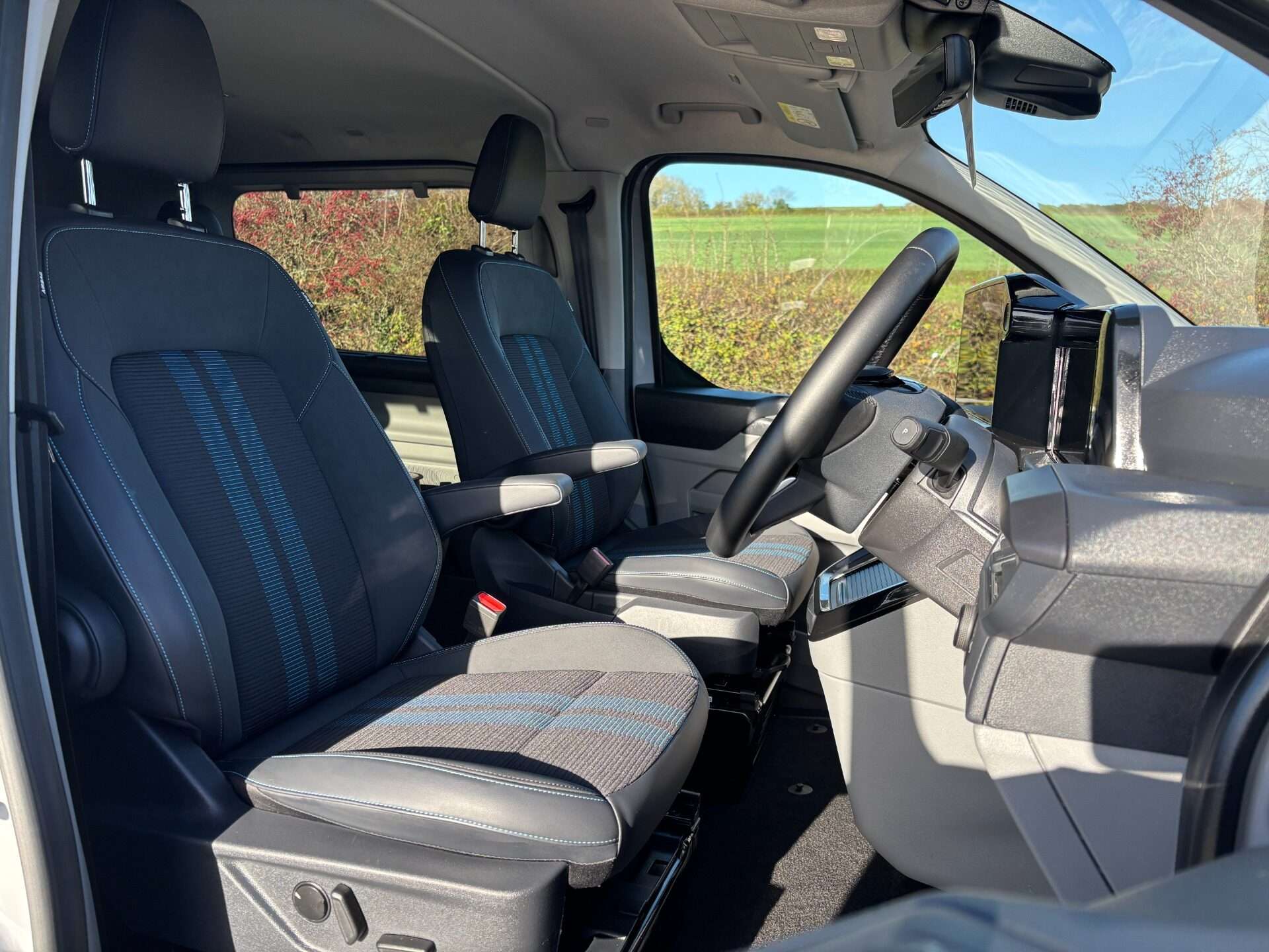 2025 FORD TRANSIT CUSTOM 2025 FORD TRANSIT CUSTOM