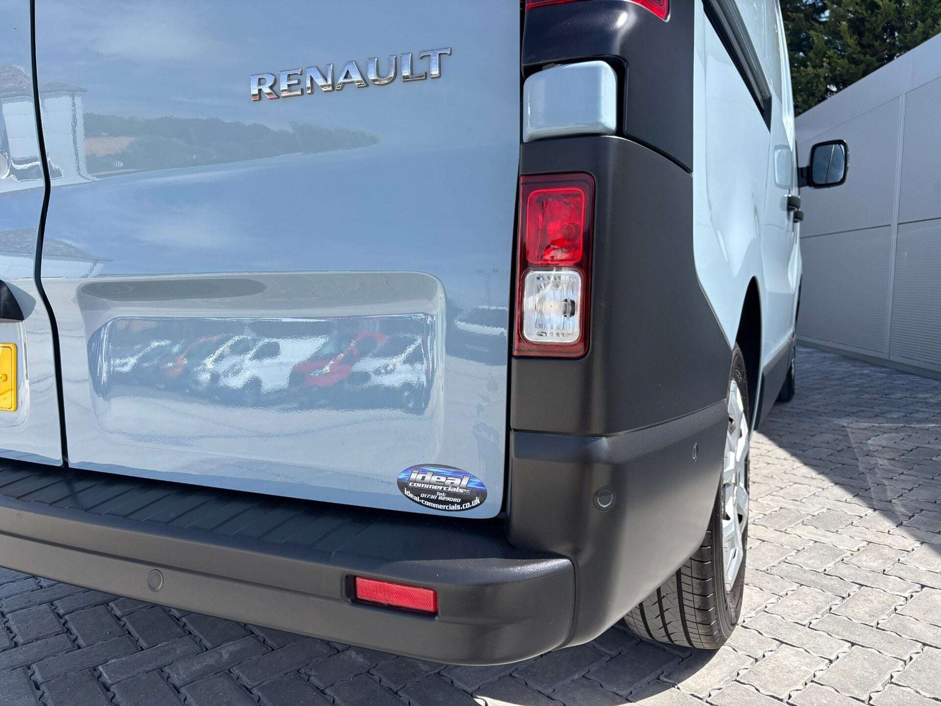 2024 RENAULT TRAFIC 2024 RENAULT TRAFIC