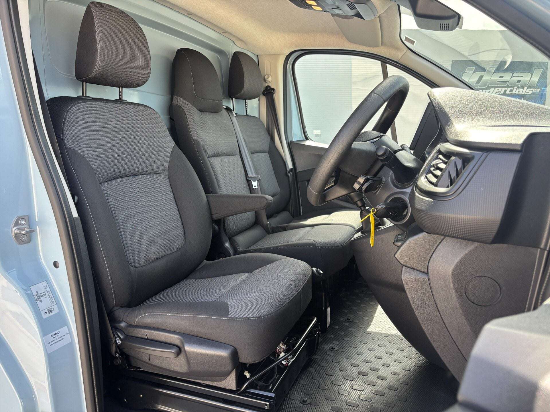 2024 RENAULT TRAFIC 2024 RENAULT TRAFIC