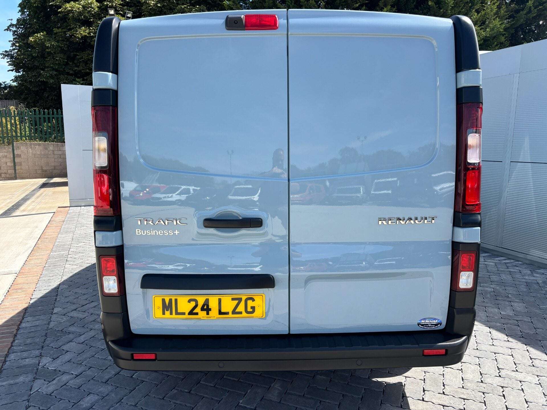 2024 RENAULT TRAFIC 2024 RENAULT TRAFIC