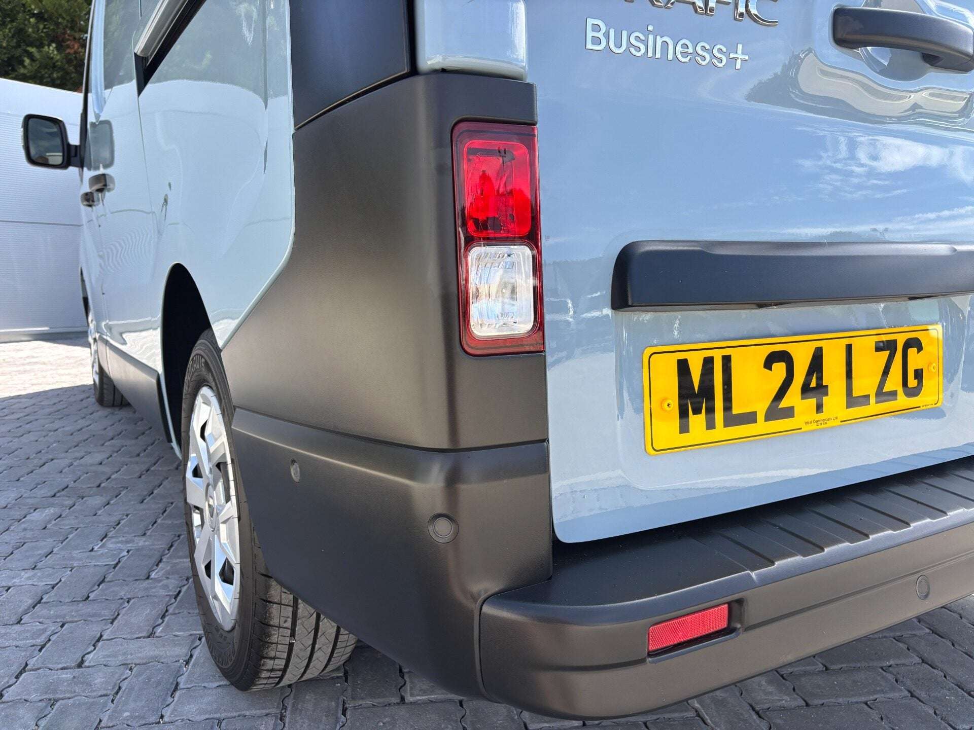 2024 RENAULT TRAFIC 2024 RENAULT TRAFIC