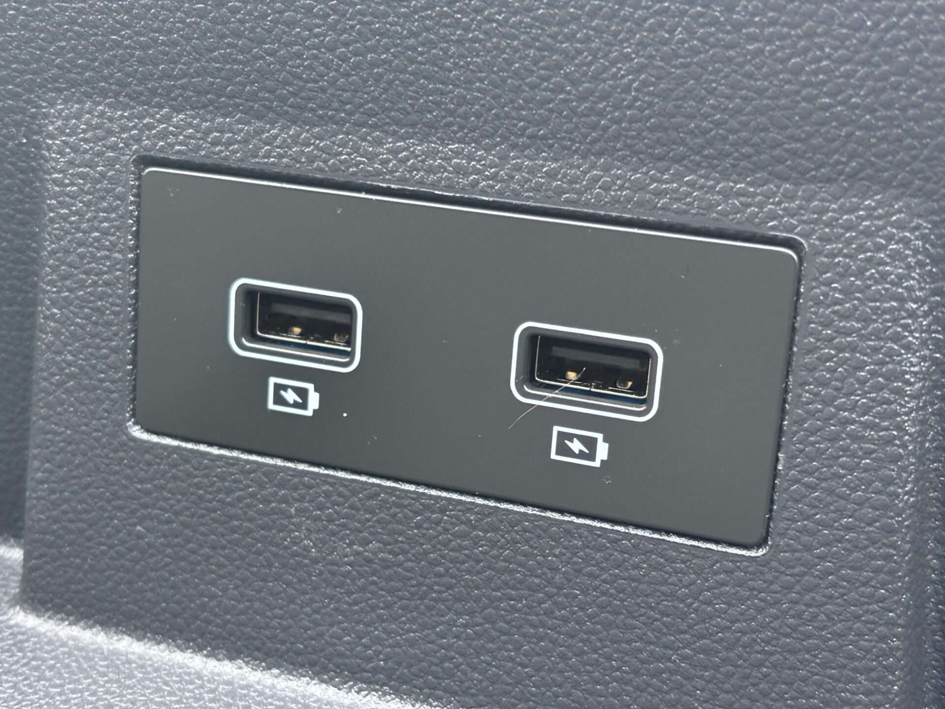 2024 RENAULT TRAFIC 2024 RENAULT TRAFIC