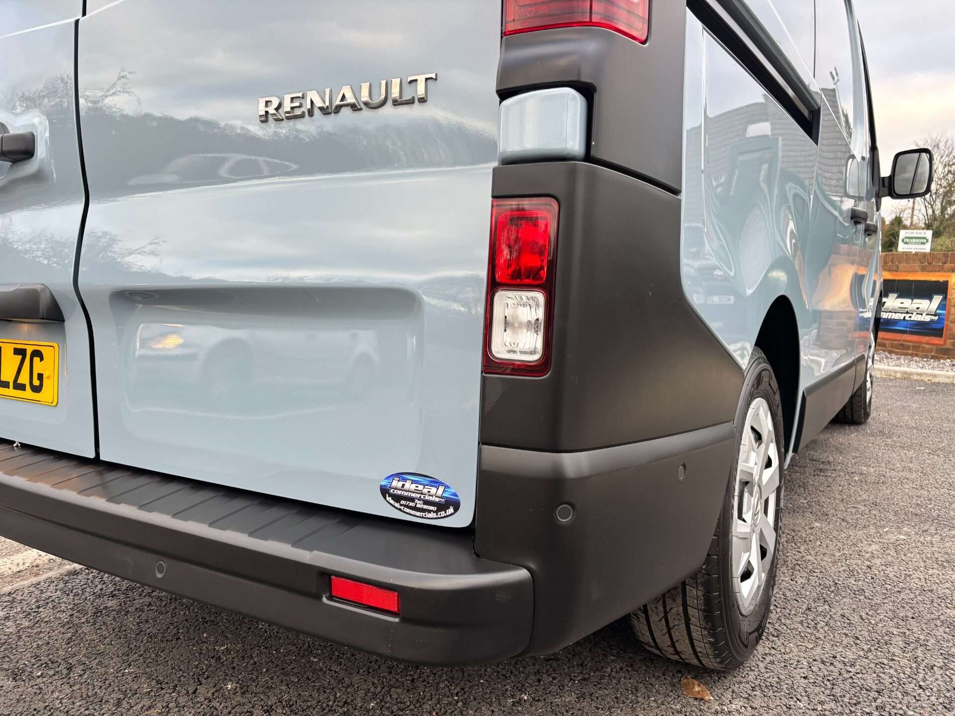 2024 RENAULT TRAFIC 2024 RENAULT TRAFIC