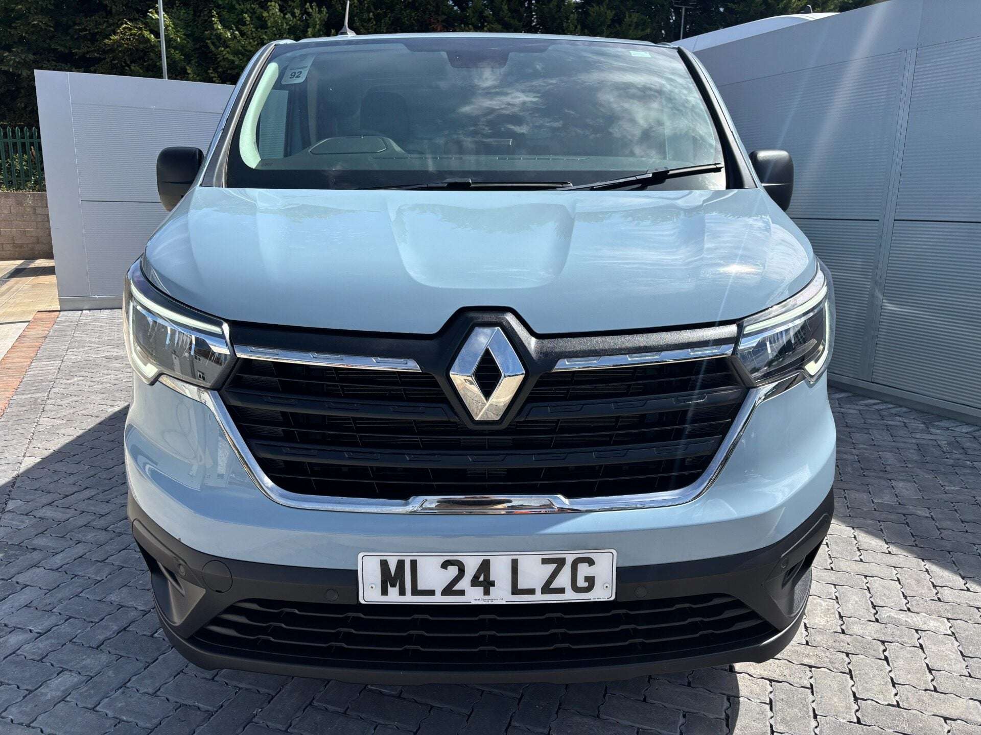 2024 RENAULT TRAFIC 2024 RENAULT TRAFIC