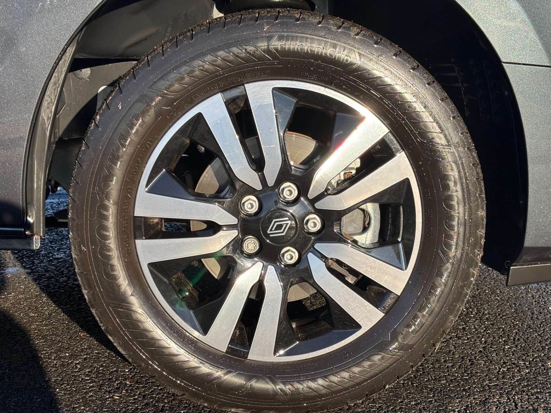 2025 RENAULT TRAFIC 2025 RENAULT TRAFIC