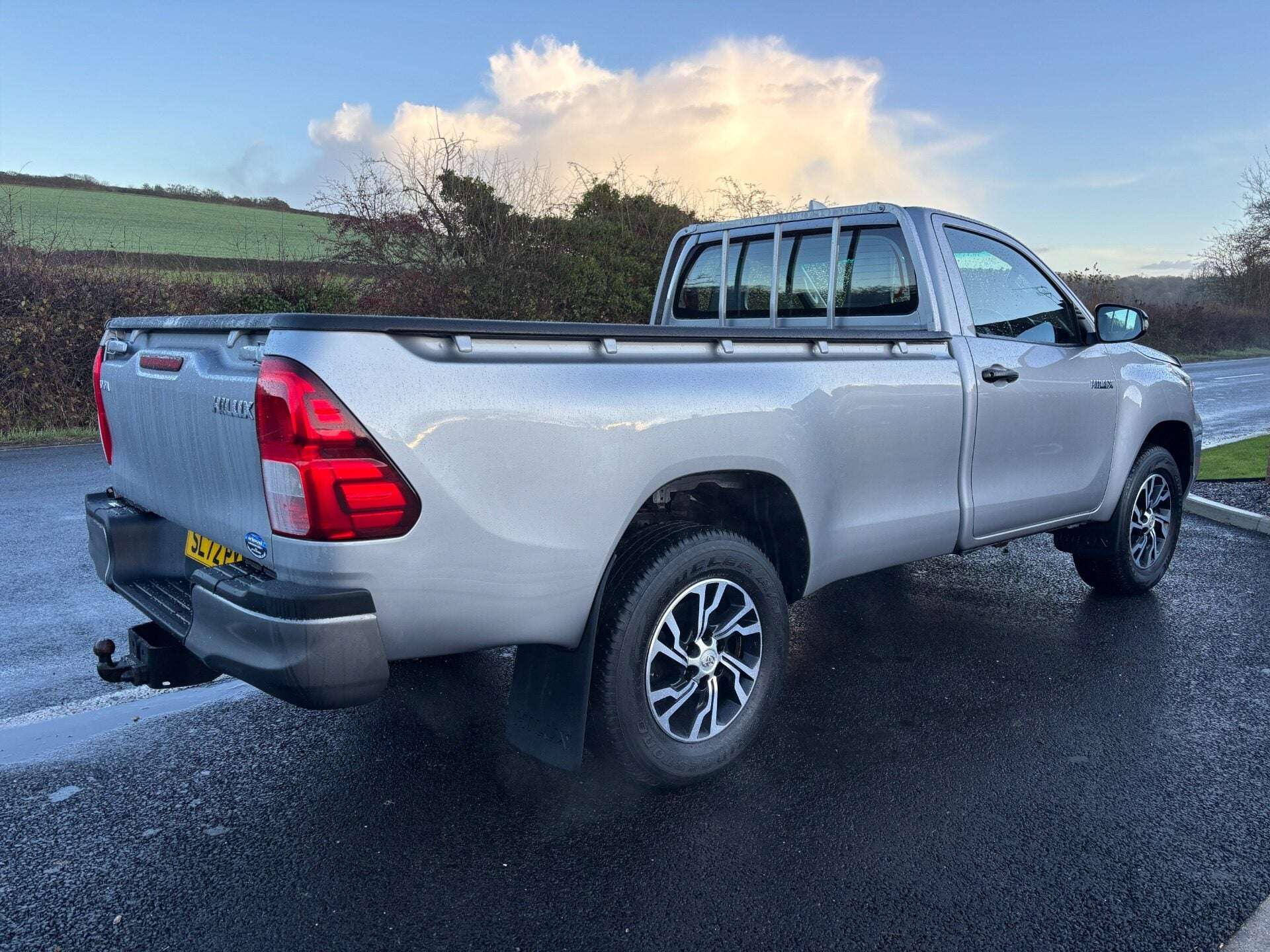 A 2022 TOYOTA HILUX Active 4WD D-4D Single Cab Pickup - No VAT A 2022 TOYOTA HILUX Active 4WD D-4D Single Cab Pickup - No VAT