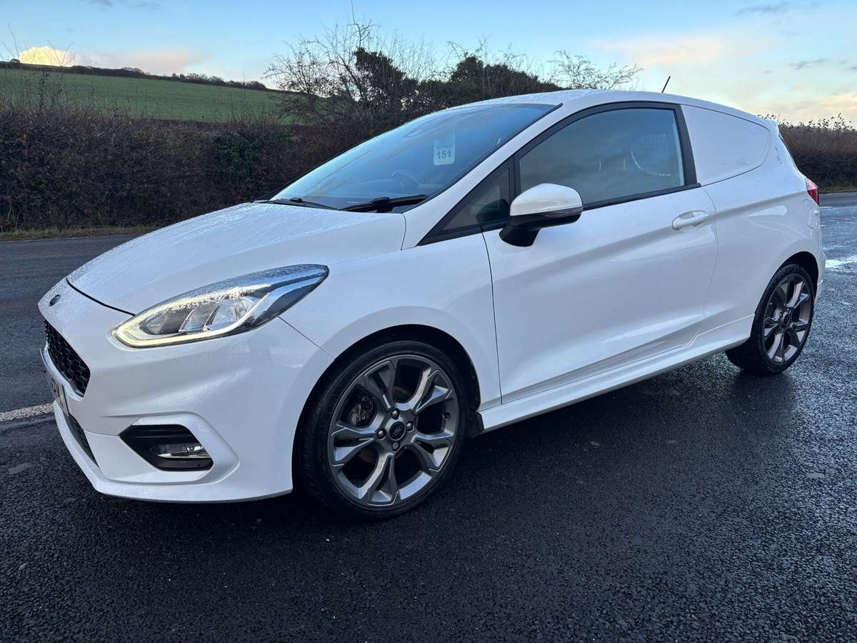 Check out this Ford Fiesta 2021 Petrol Manual