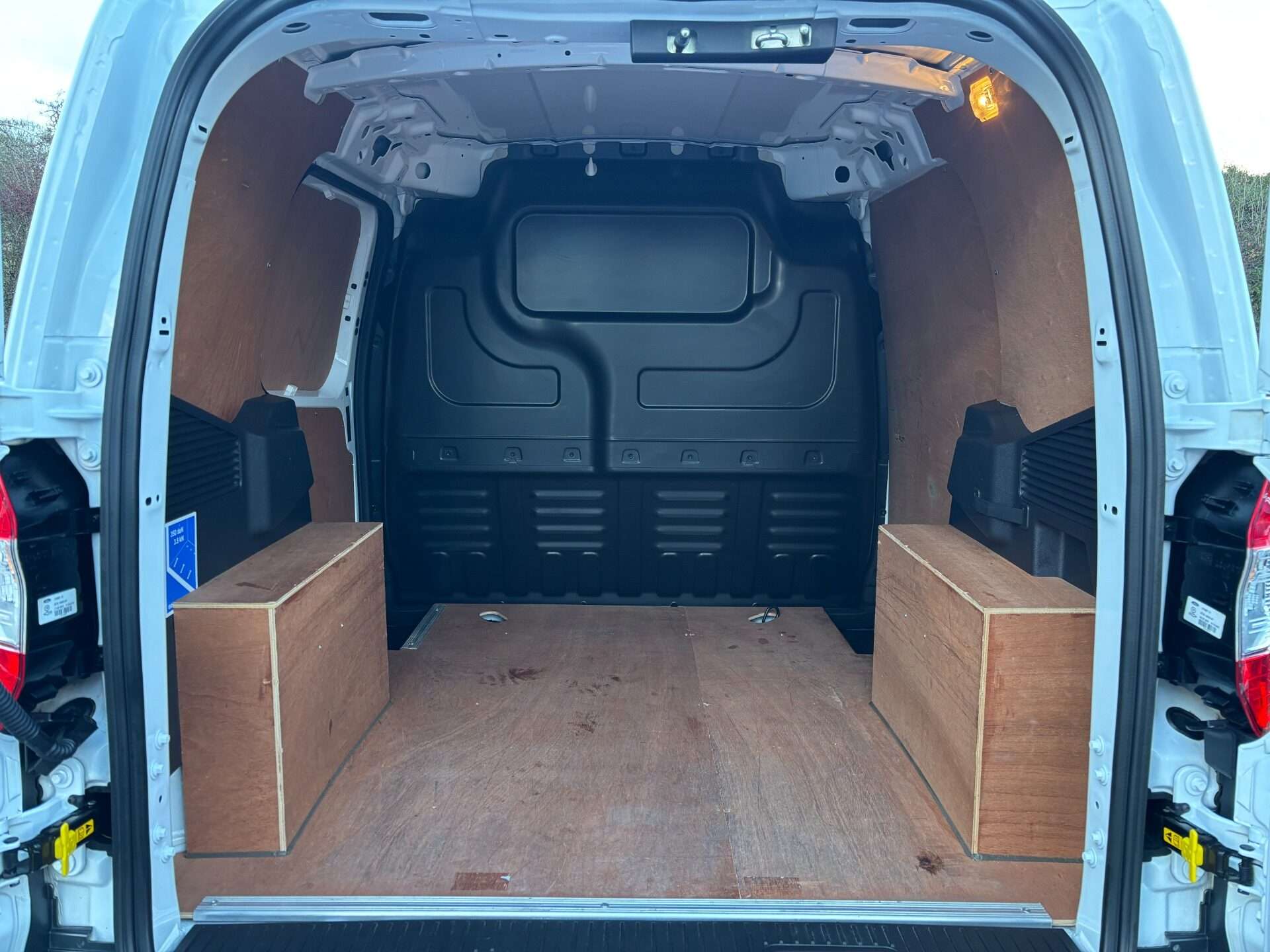 2022 FORD TRANSIT COURIER 2022 FORD TRANSIT COURIER