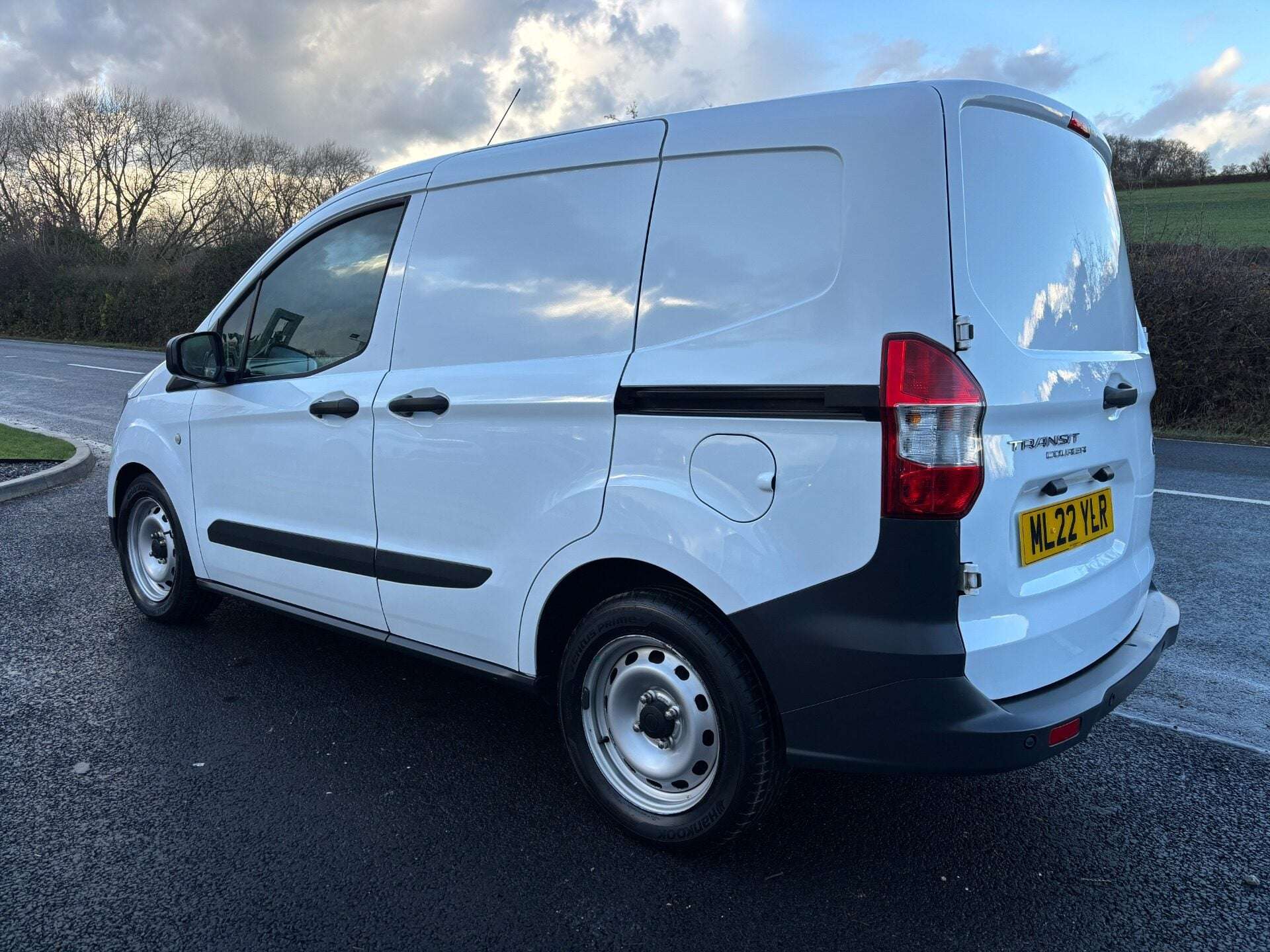 2022 FORD TRANSIT COURIER 2022 FORD TRANSIT COURIER