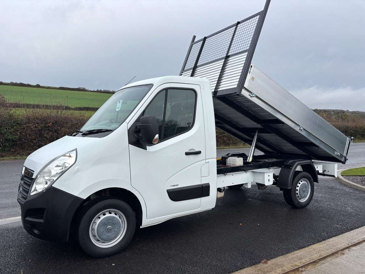 Check out this Vauxhall Movano 2016 Diesel Manual