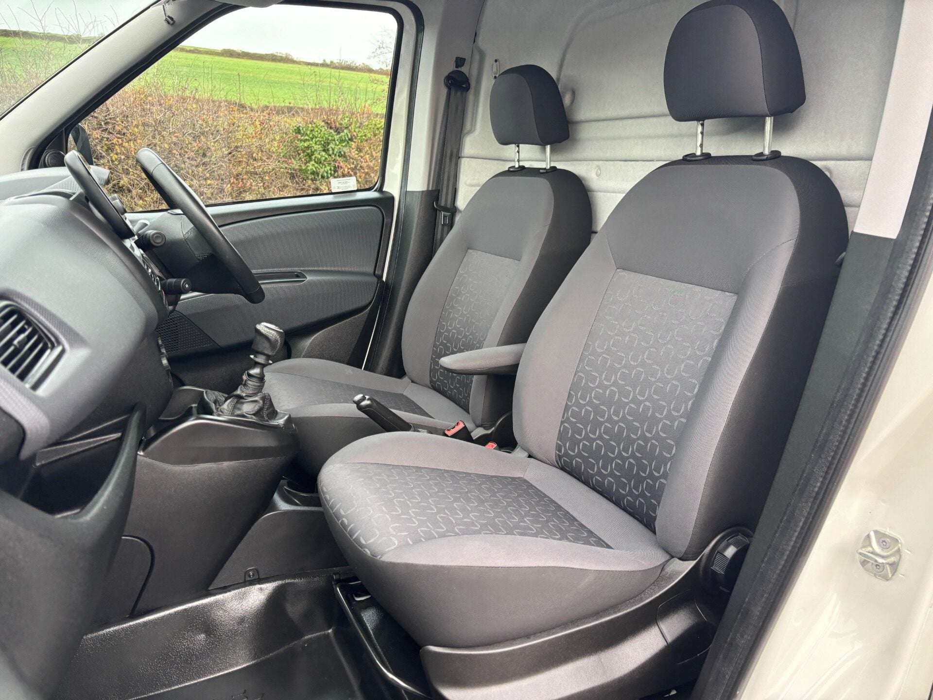 A 2022 FIAT DOBLO 16V Tecnico Maxi Multijet II 105 ps Panel Van A 2022 FIAT DOBLO 16V Tecnico Maxi Multijet II 105 ps Panel Van