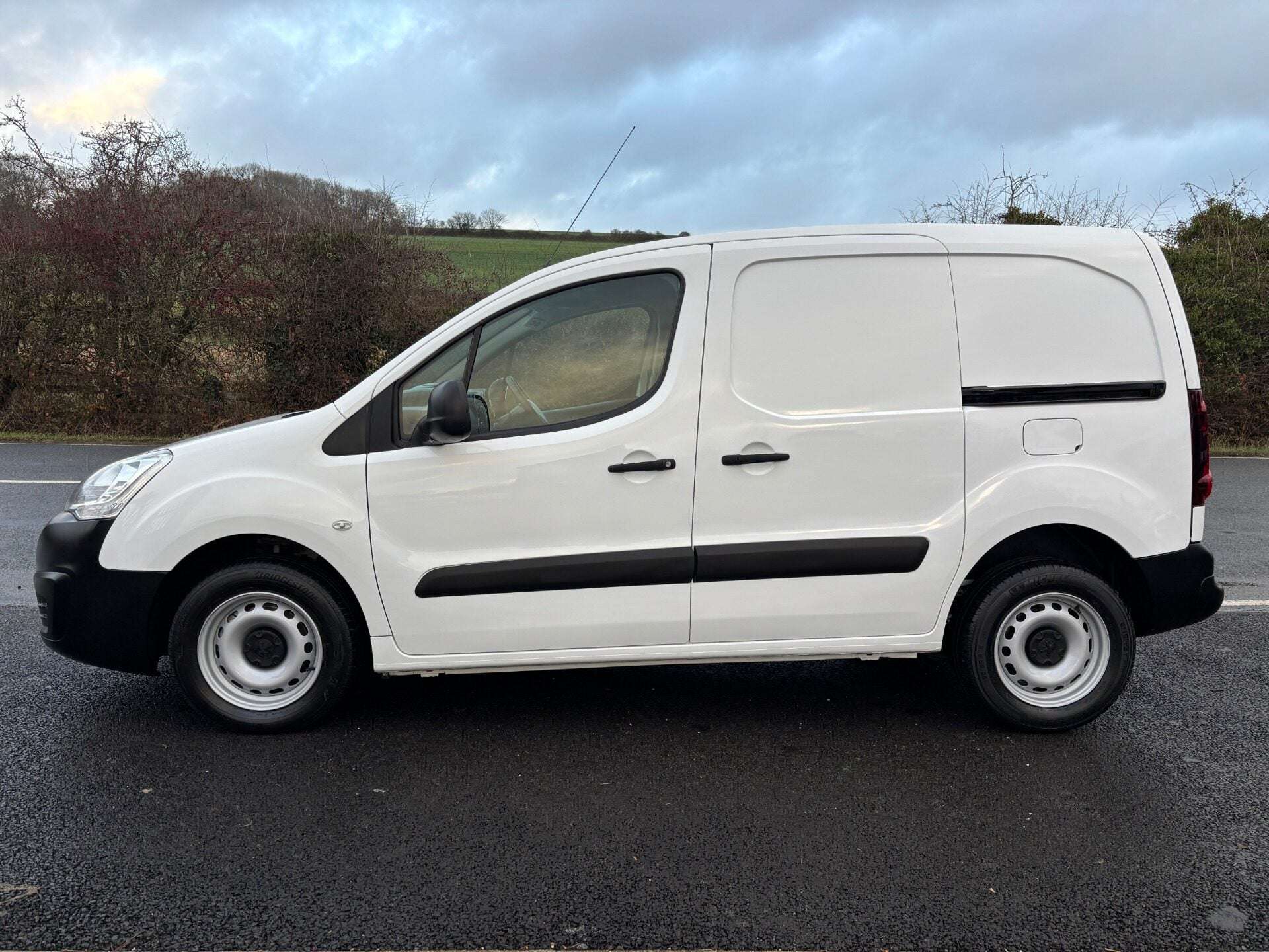 2016 PEUGEOT PARTNER 2016 PEUGEOT PARTNER