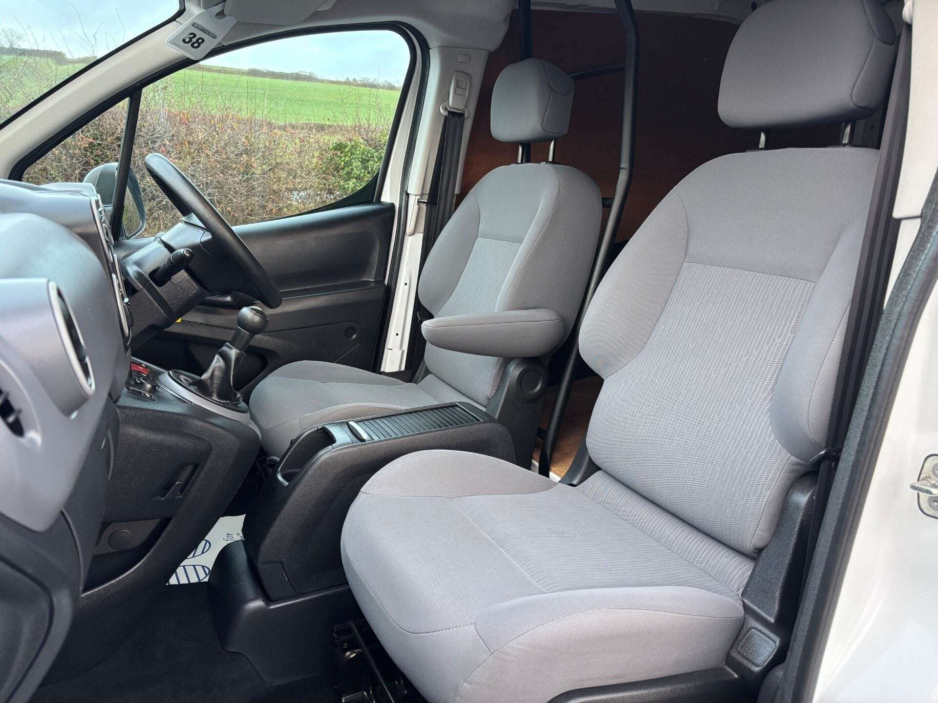 2016 PEUGEOT PARTNER 2016 PEUGEOT PARTNER