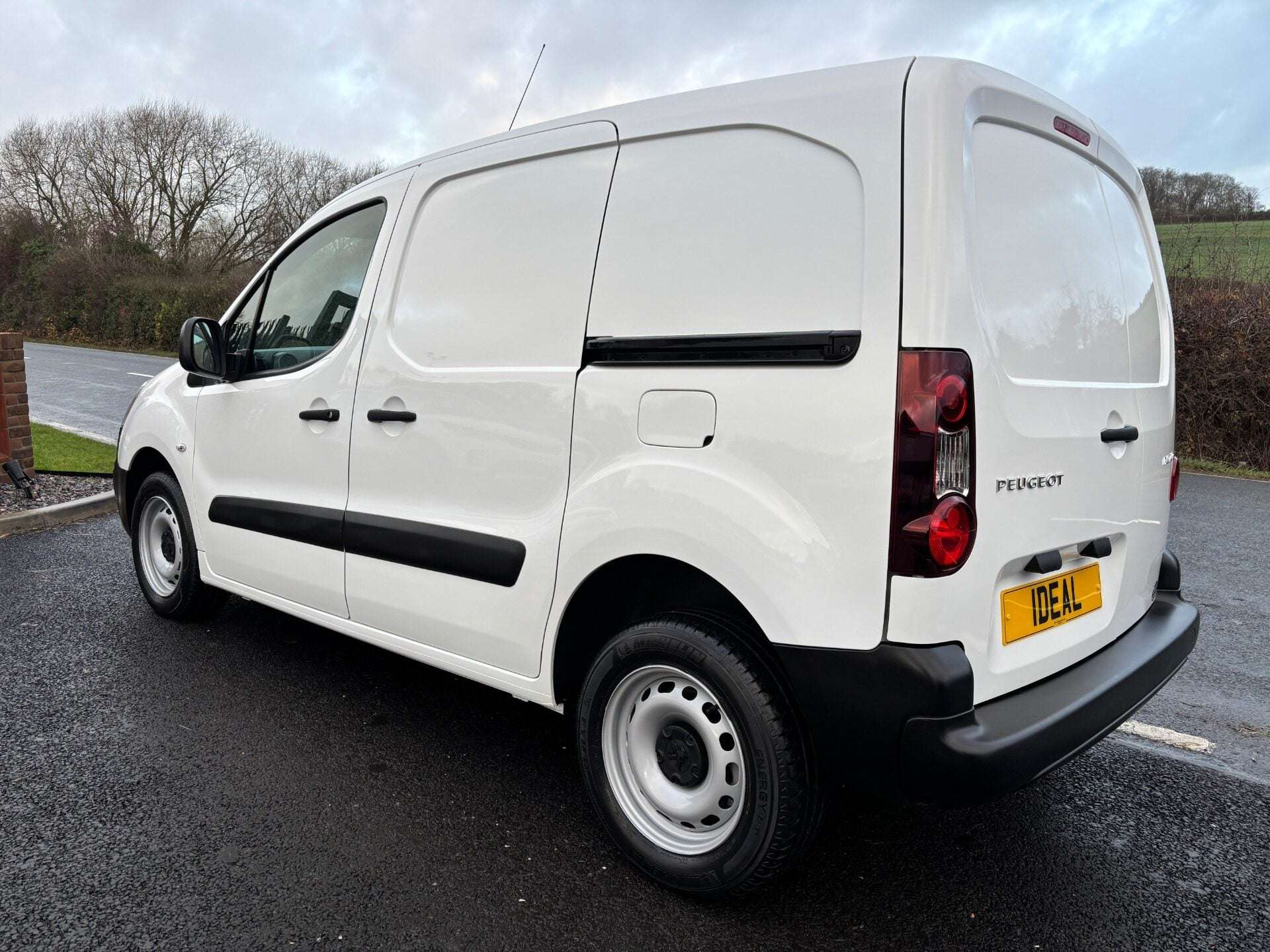 2016 PEUGEOT PARTNER 2016 PEUGEOT PARTNER