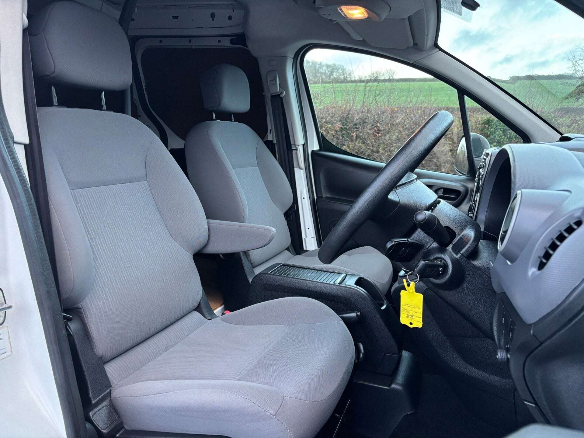 2016 PEUGEOT PARTNER 2016 PEUGEOT PARTNER