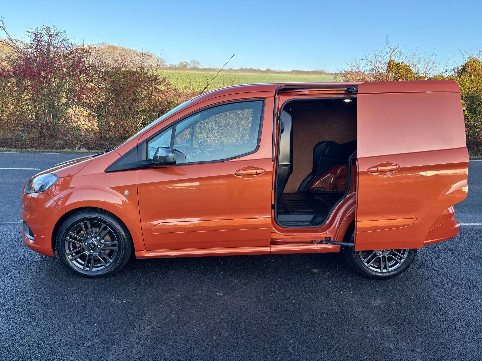 2023 FORD TRANSIT COURIER 2023 FORD TRANSIT COURIER