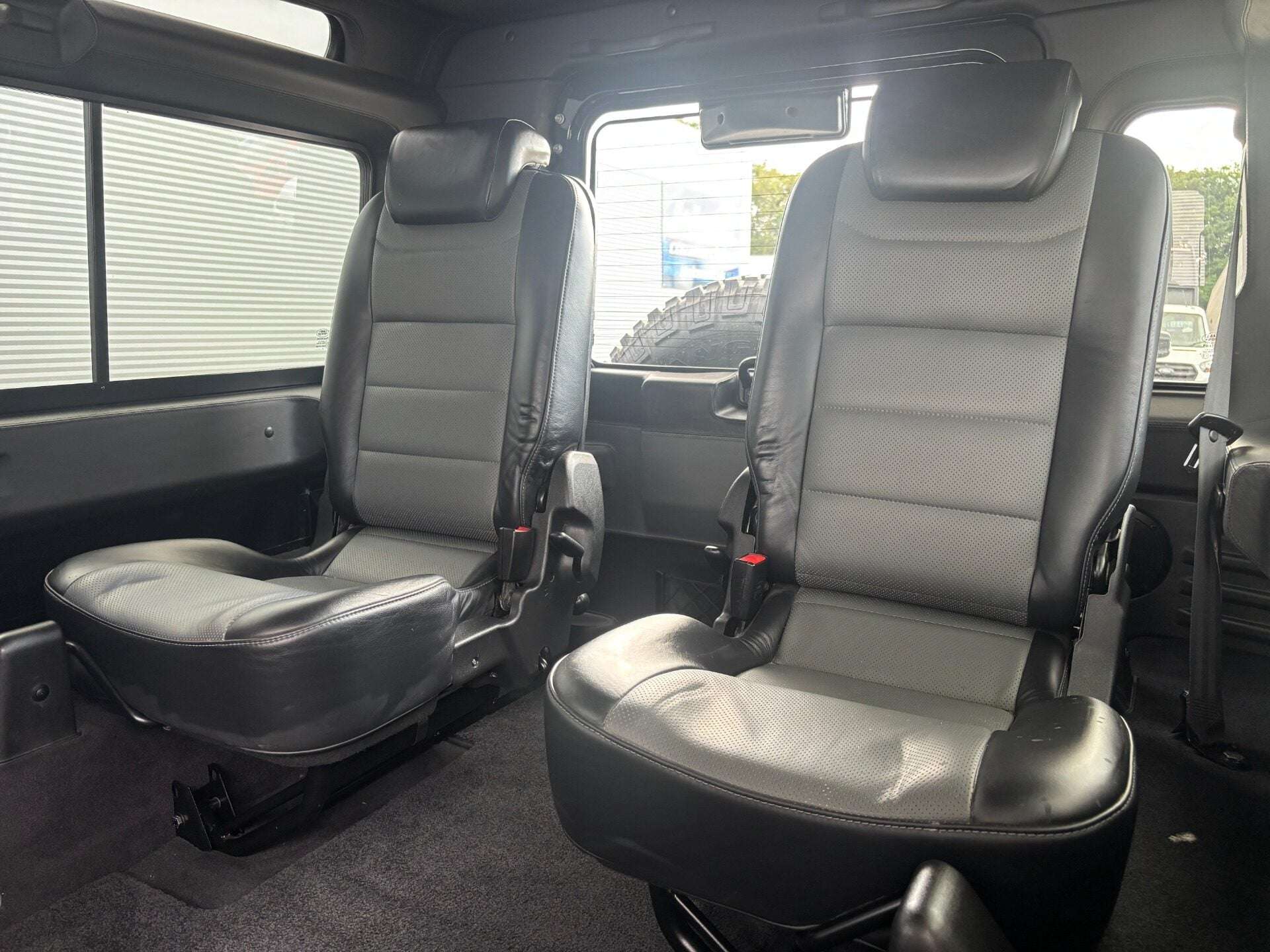 2015 LAND ROVER DEFENDER 90 2015 LAND ROVER DEFENDER 90