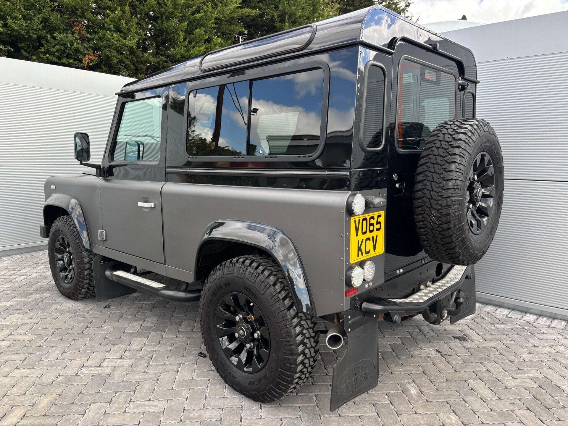 2015 LAND ROVER DEFENDER 90 2015 LAND ROVER DEFENDER 90