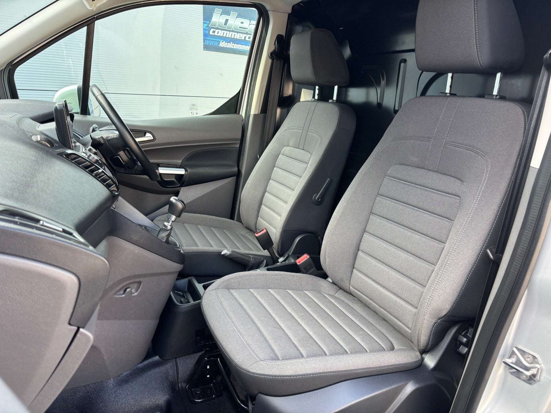 A 2023 FORD TRANSIT CONNECT 240 L1 Limited Panel Van - Rear Camera A 2023 FORD TRANSIT CONNECT 240 L1 Limited Panel Van - Rear Camera