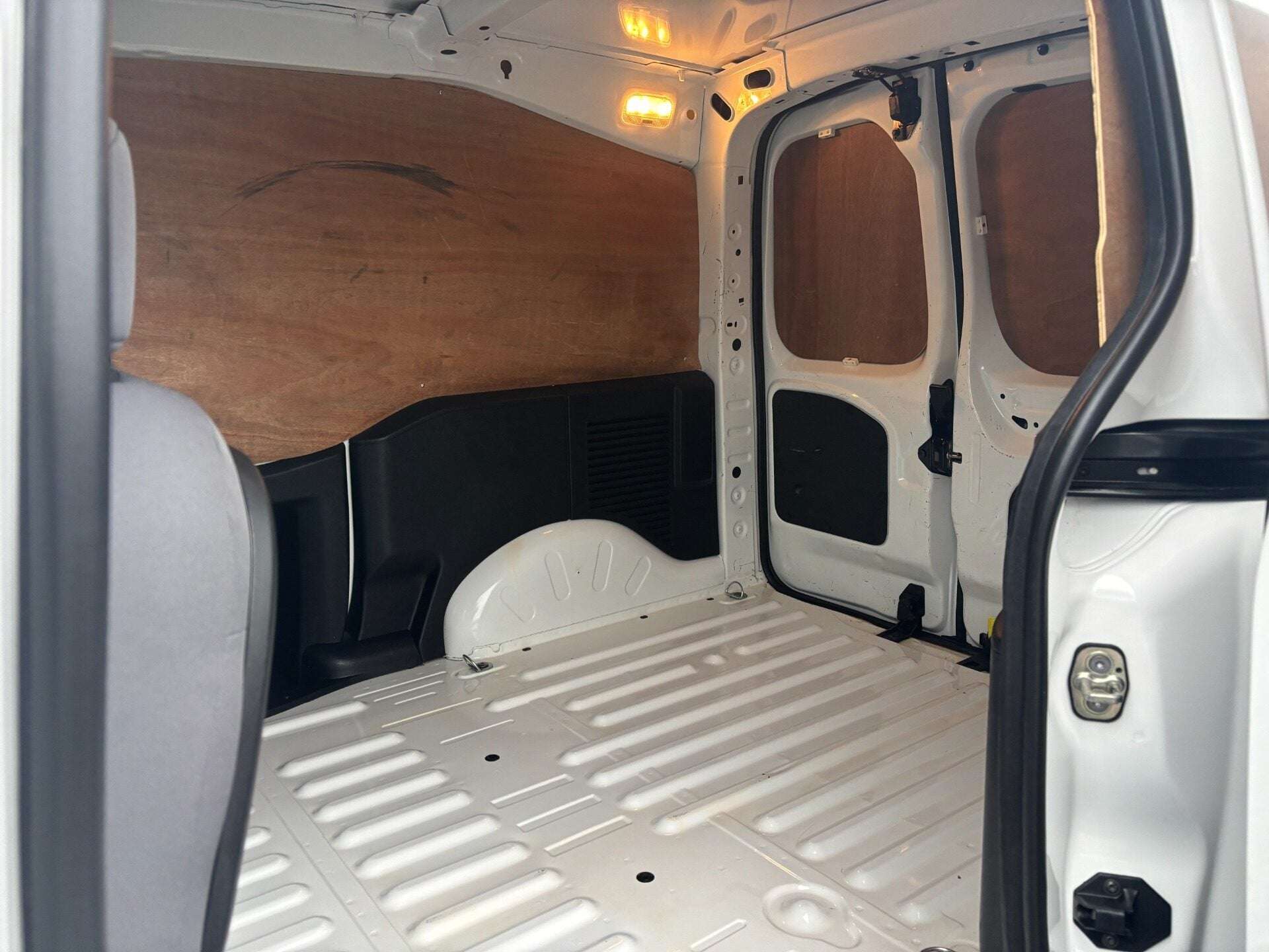 2016 PEUGEOT PARTNER 2016 PEUGEOT PARTNER