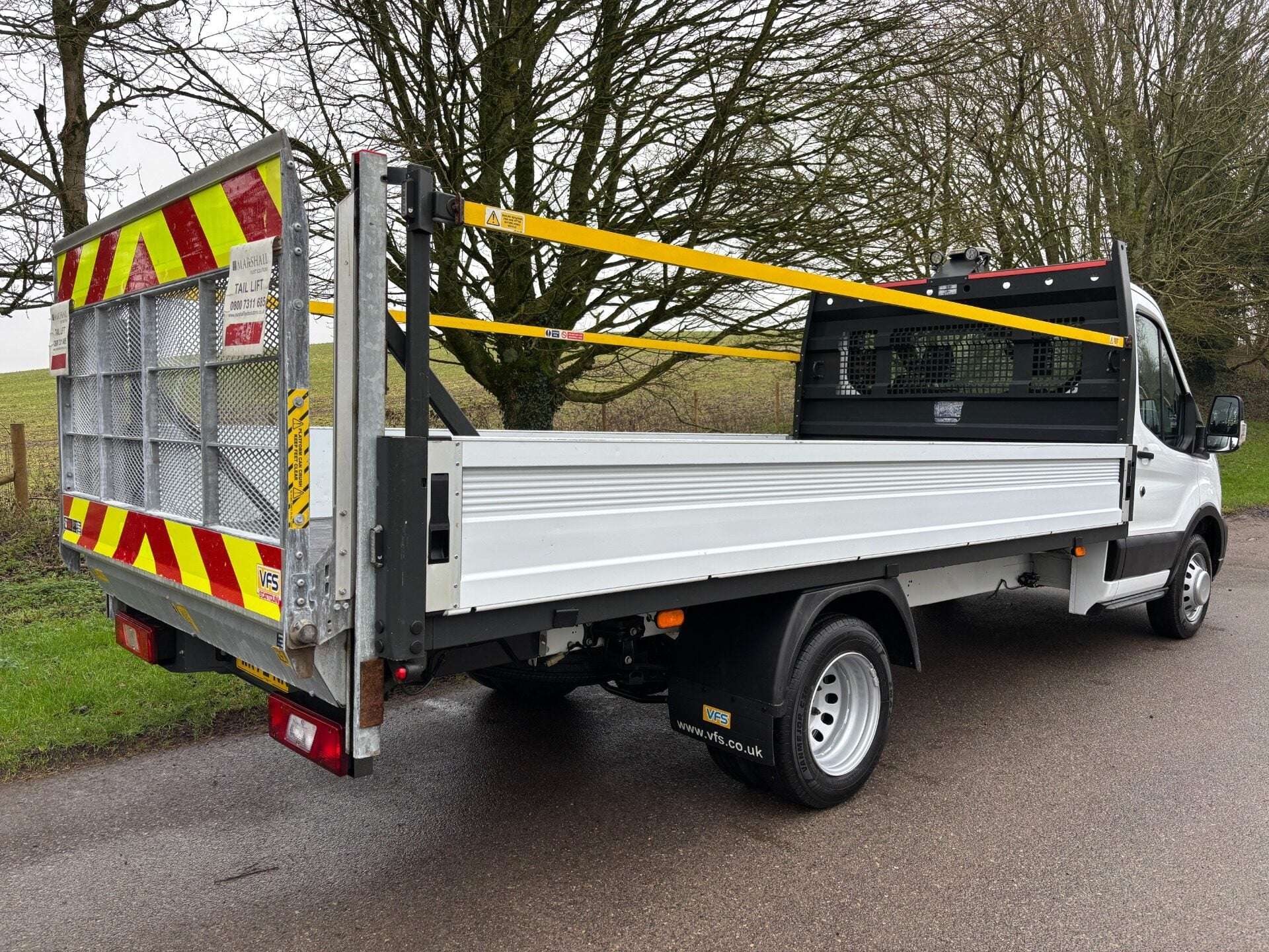 A 2022 FORD TRANSIT 350 Drw L4 130 ps Single Cab Dropside Truck with Tail Lift - Plant Spec A 2022 FORD TRANSIT 350 Drw L4 130 ps Single Cab Dropside Truck with Tail Lift - Plant Spec