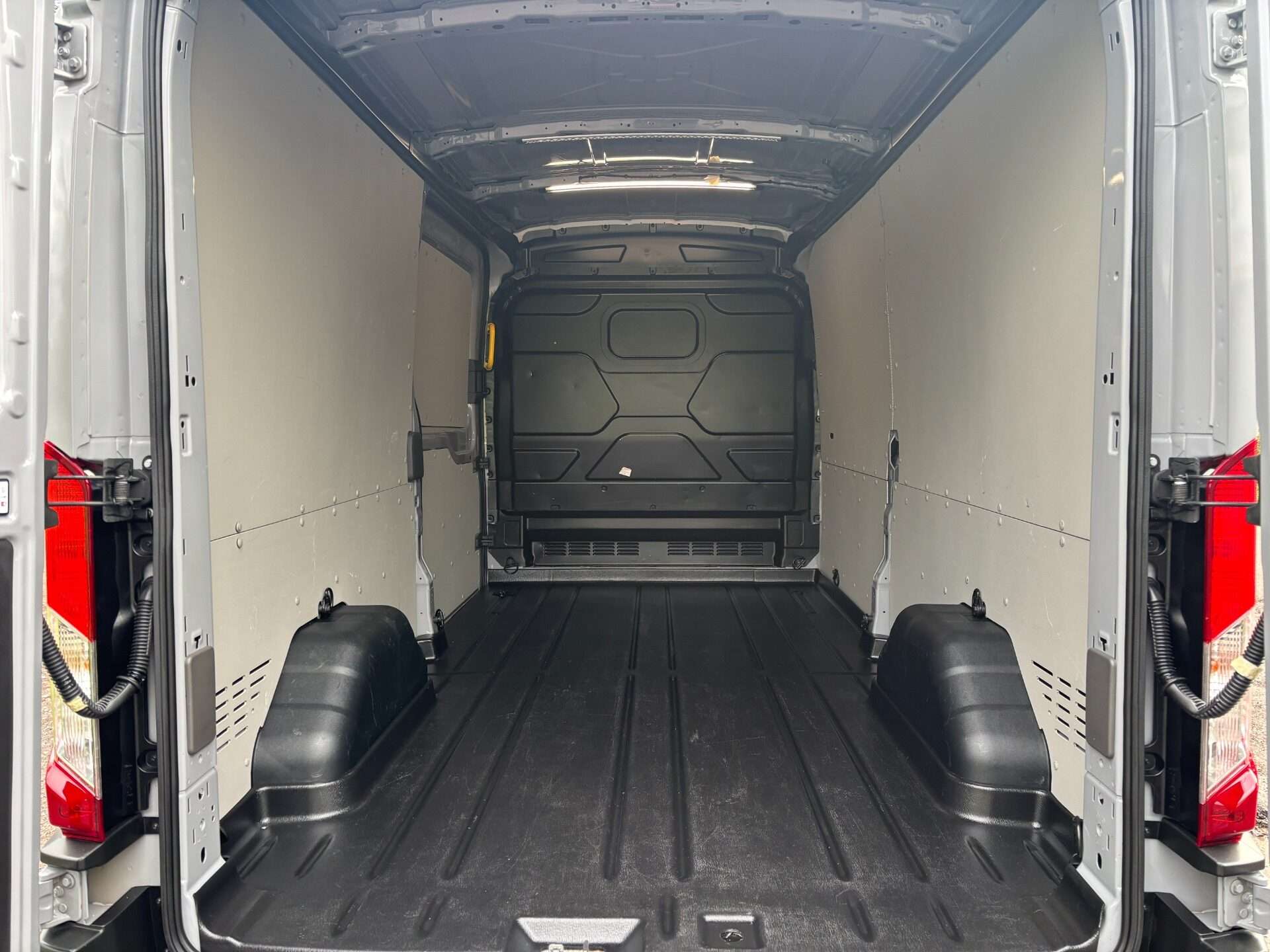 2024 FORD TRANSIT 2024 FORD TRANSIT