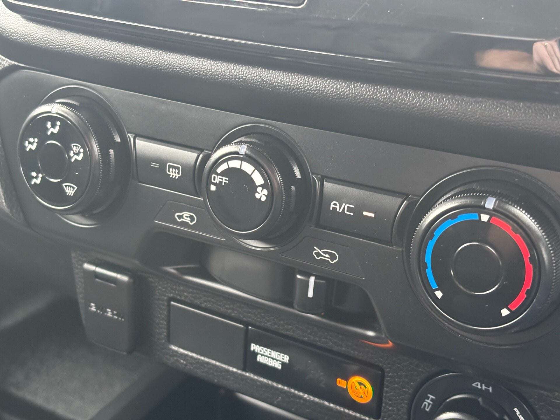 2023 ISUZU D-MAX 2023 ISUZU D-MAX