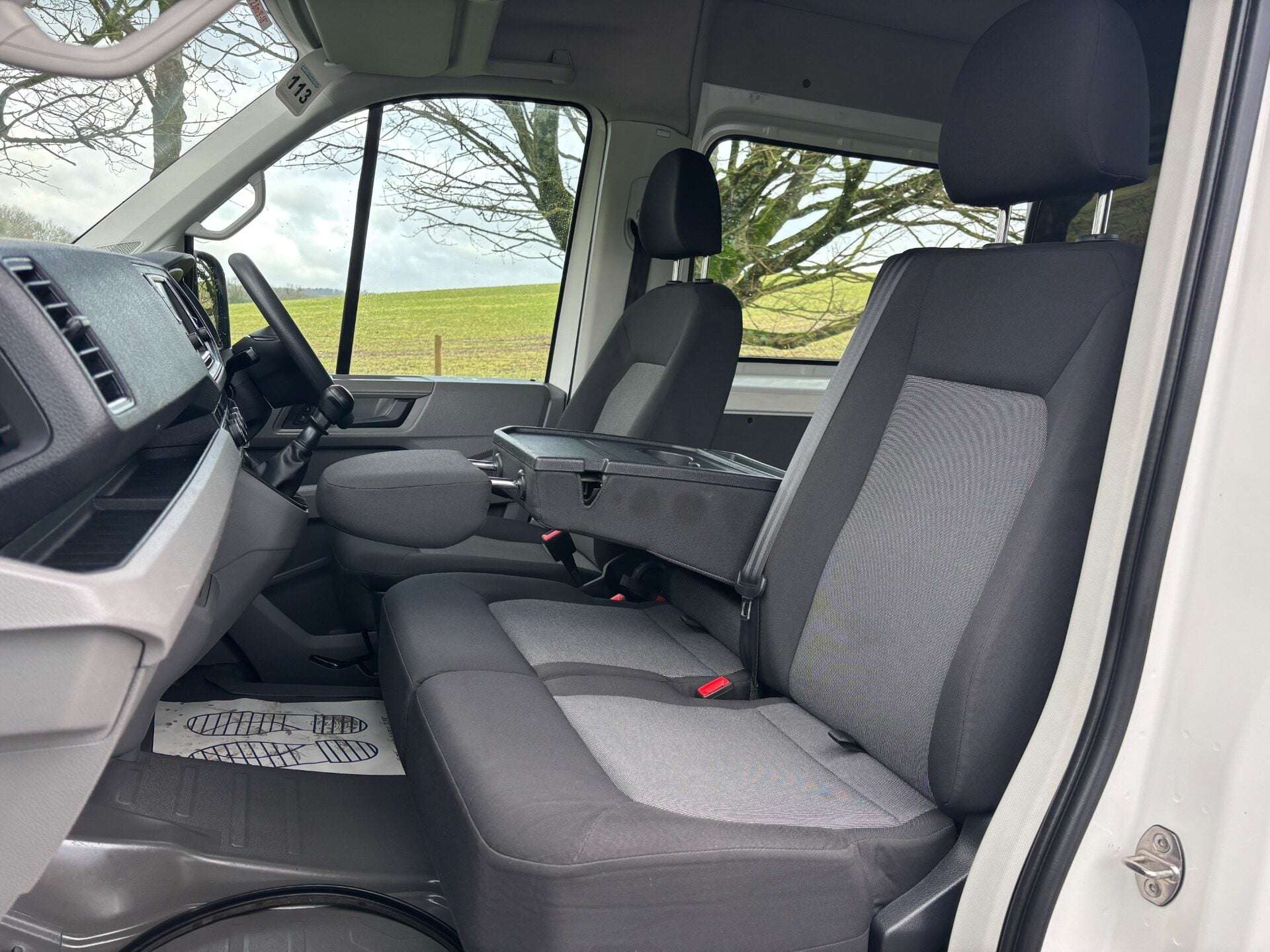 A 2020 VOLKSWAGEN CRAFTER CR35 140ps Tdi Lwb H/R Trendline Duo Van A 2020 VOLKSWAGEN CRAFTER CR35 140ps Tdi Lwb H/R Trendline Duo Van