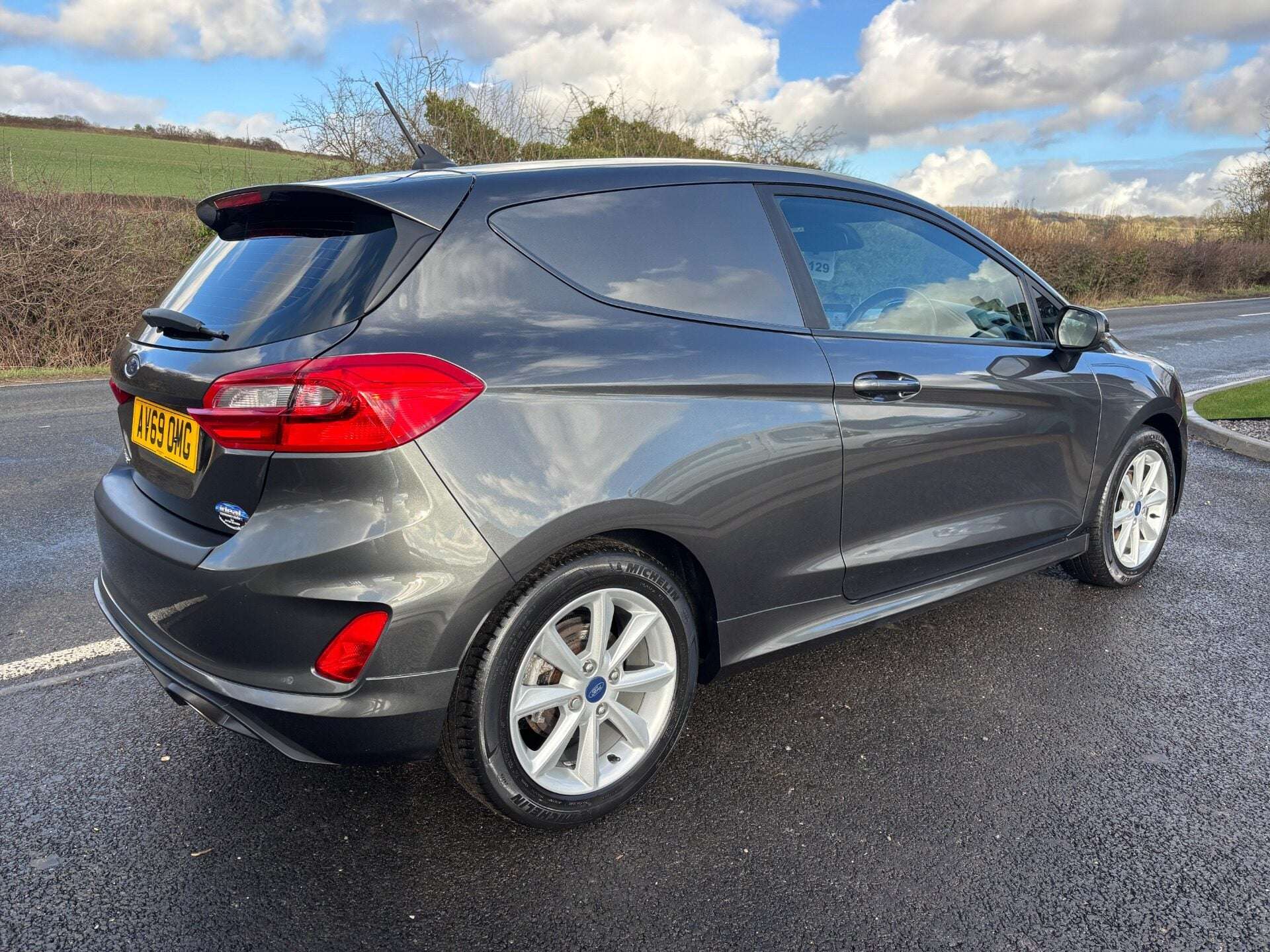 A 2020 FORD FIESTA Sport 125 ps Ecoboost A 2020 FORD FIESTA Sport 125 ps Ecoboost