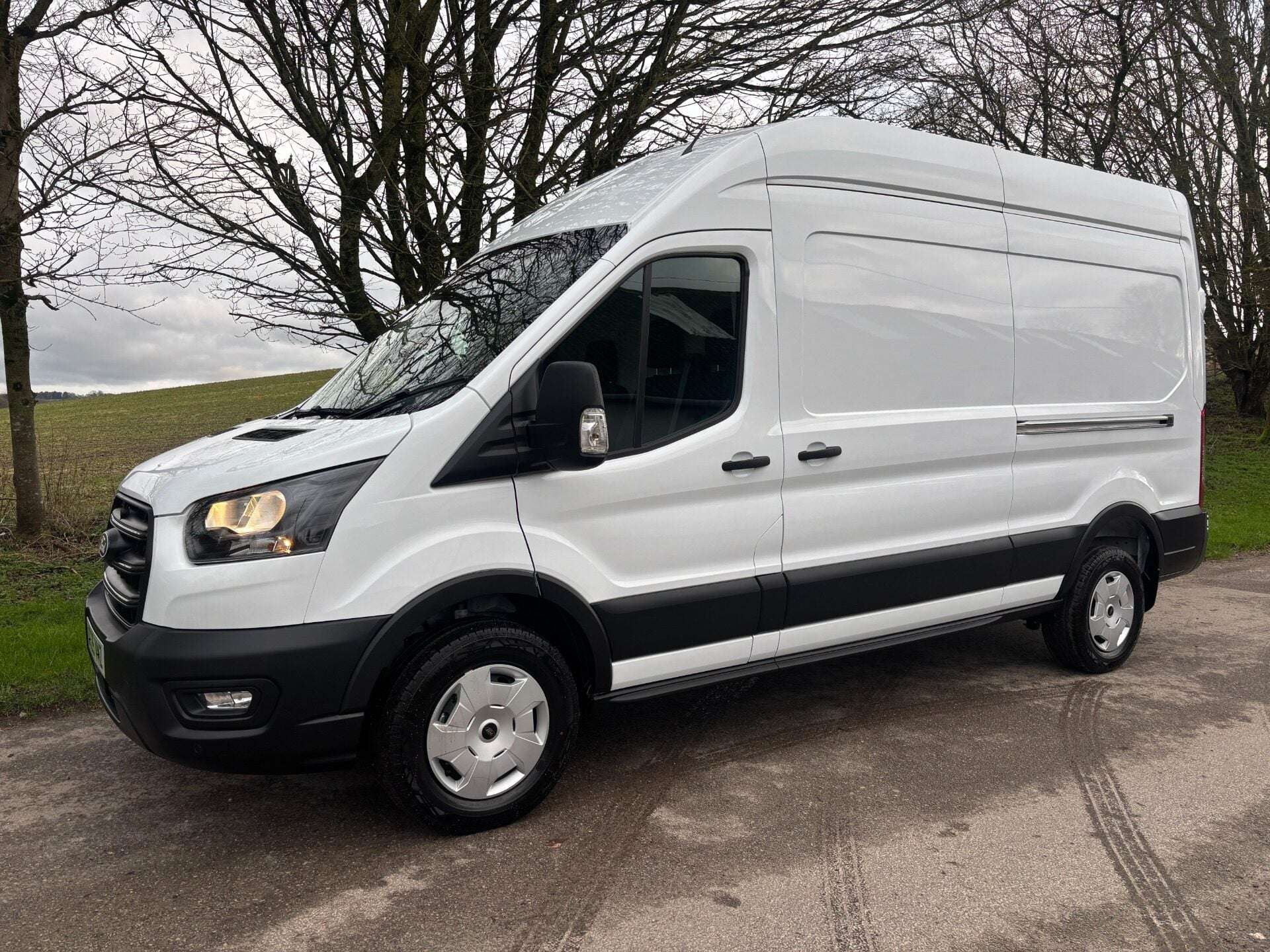 A 2025 FORD TRANSIT 350 Rwd L3 H3 Trend 130 ps Panel Van - Rear Camera A 2025 FORD TRANSIT 350 Rwd L3 H3 Trend 130 ps Panel Van - Rear Camera