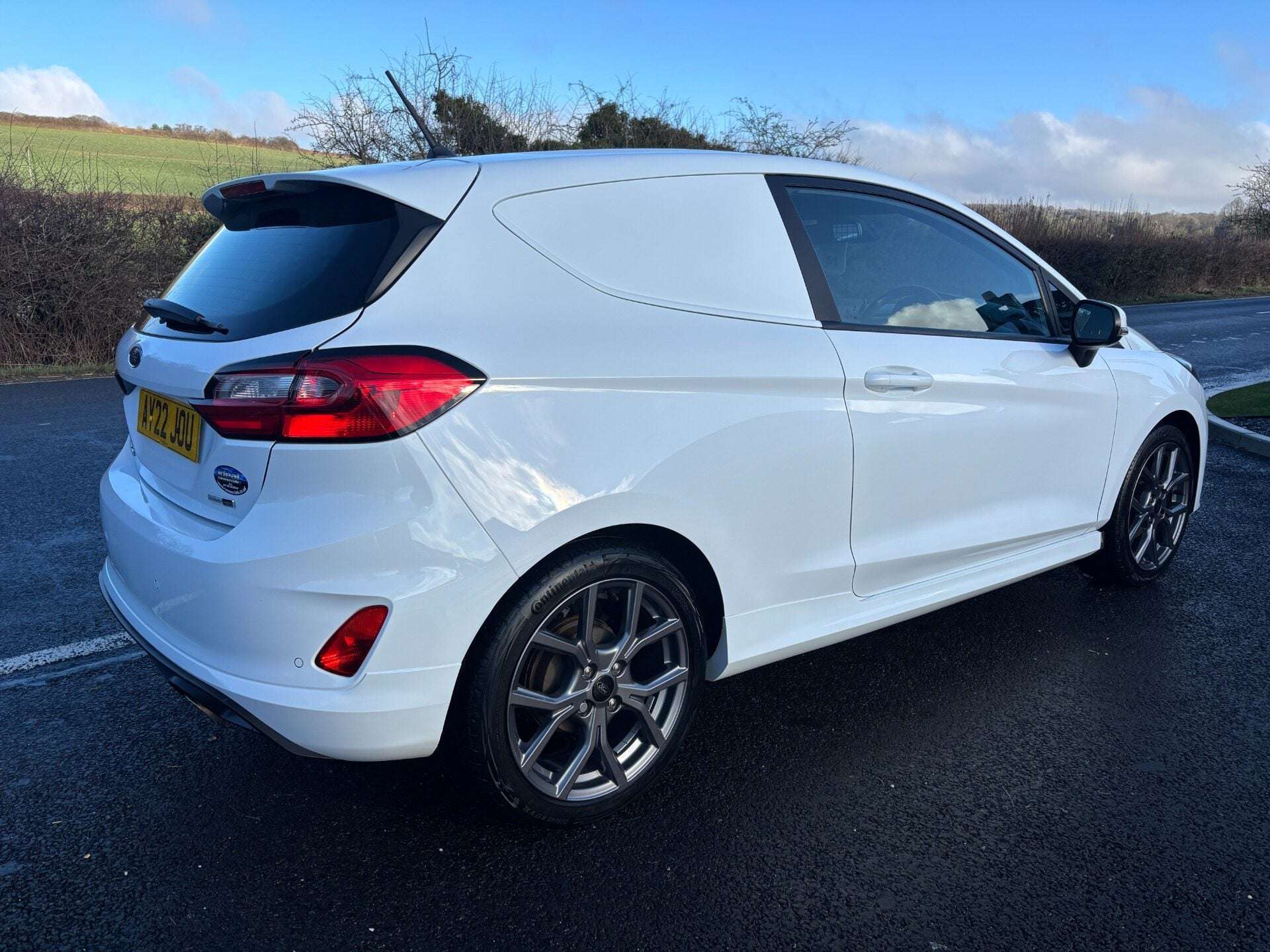 A 2022 FORD FIESTA Sport 125 ps Ecoboost MHEV - Upgraded Sports Wheels A 2022 FORD FIESTA Sport 125 ps Ecoboost MHEV - Upgraded Sports Wheels