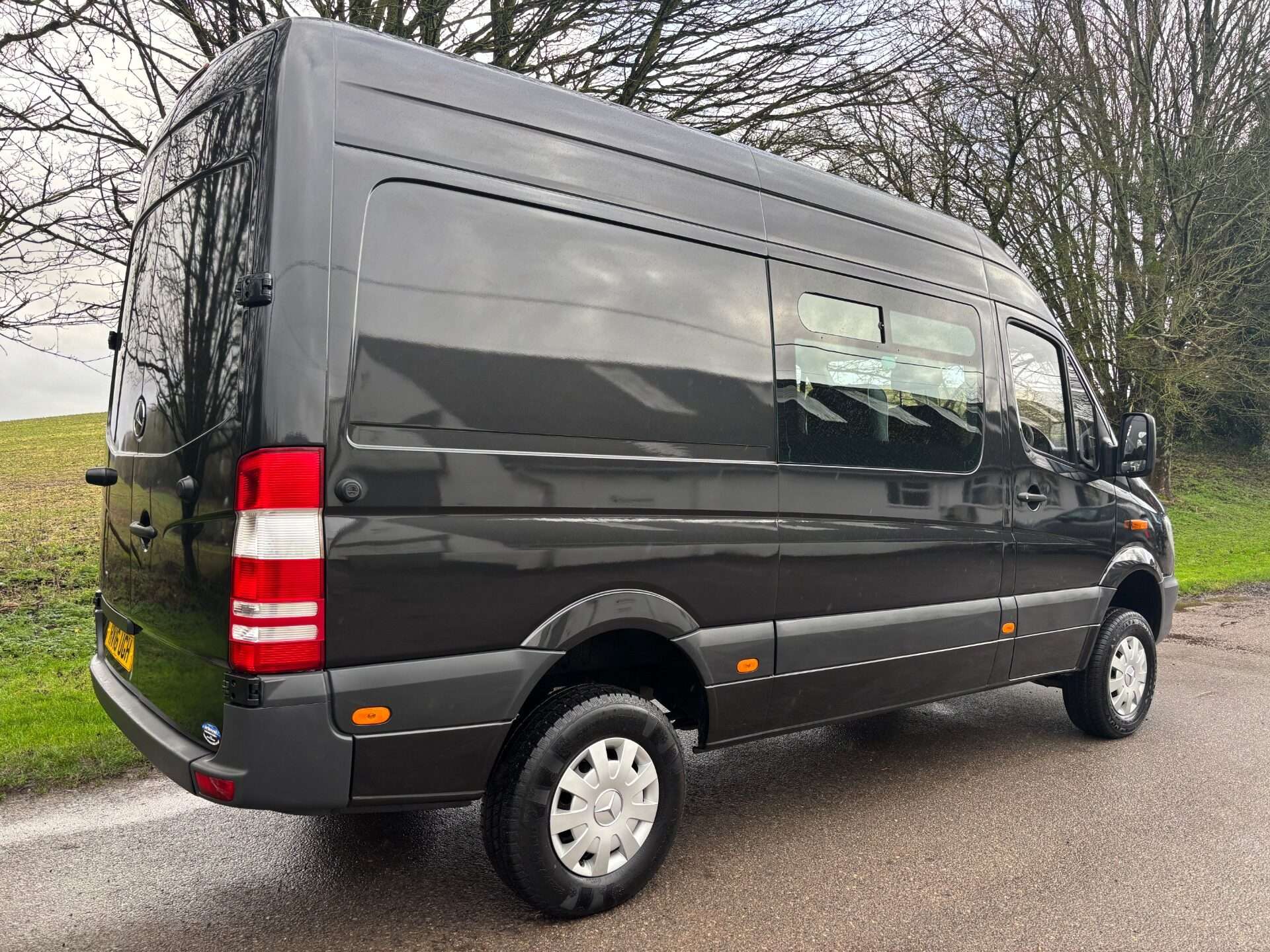 A 2016 MERCEDES-BENZ SPRINTER 313 Mwb Hr 4x4 Crew Van - Air Con - Ex MOD A 2016 MERCEDES-BENZ SPRINTER 313 Mwb Hr 4x4 Crew Van - Air Con - Ex MOD