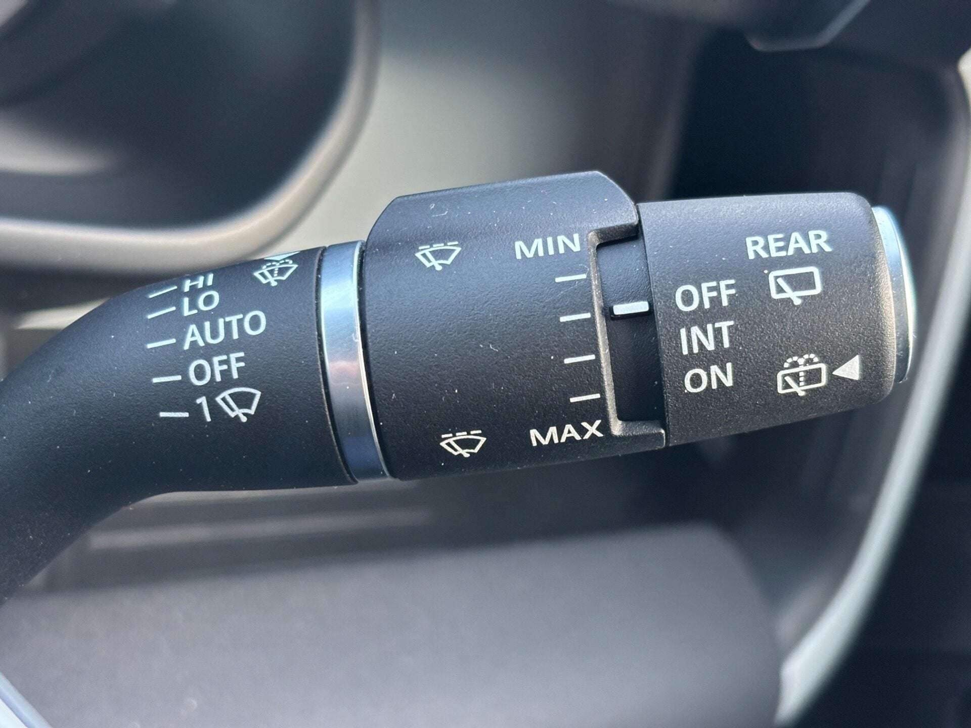 2023 LAND ROVER DEFENDER 90 2023 LAND ROVER DEFENDER 90