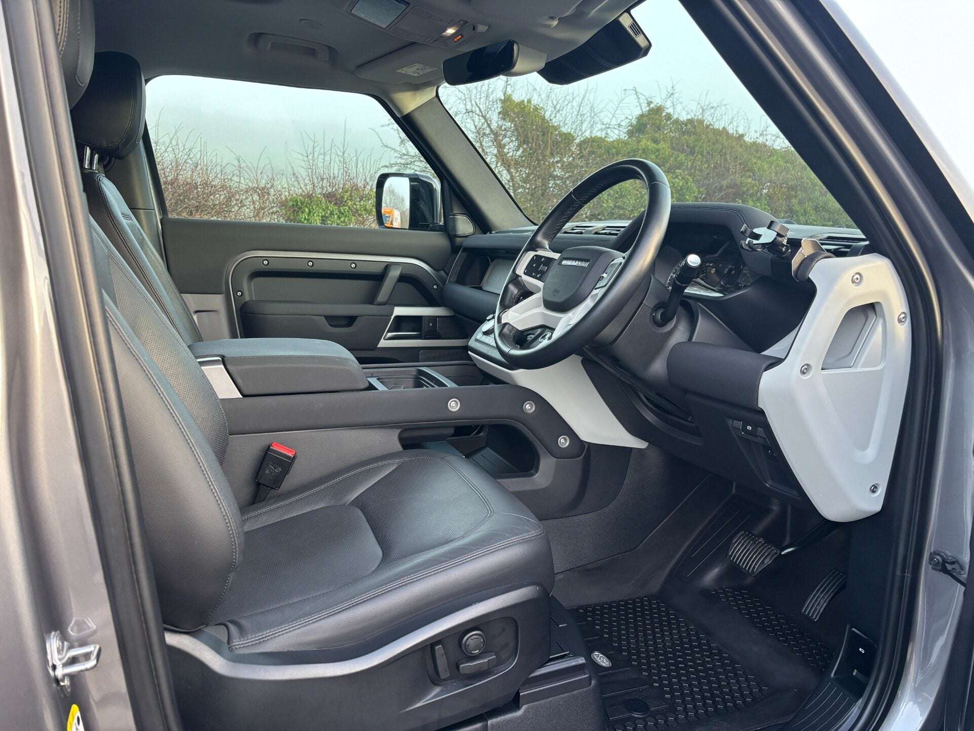 2023 LAND ROVER DEFENDER 90 2023 LAND ROVER DEFENDER 90