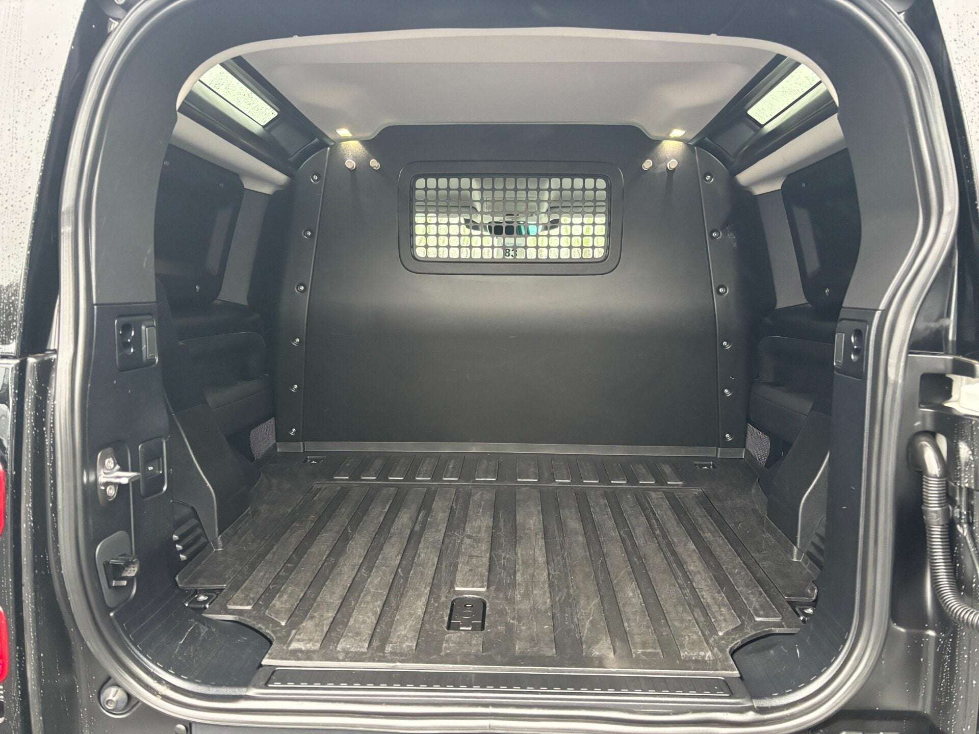 2021 LAND ROVER DEFENDER 90 2021 LAND ROVER DEFENDER 90