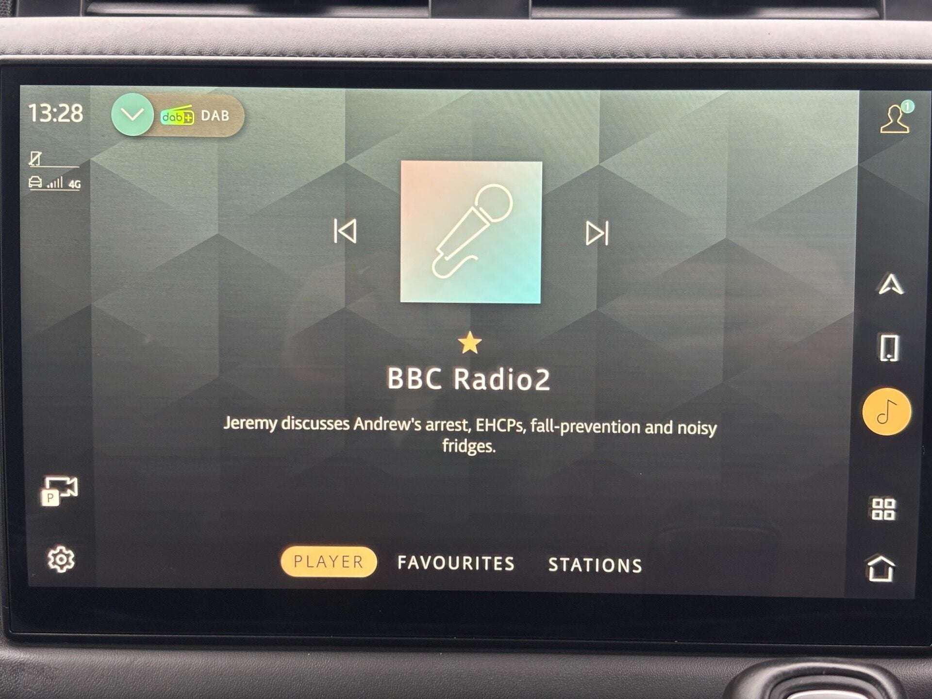 2024 LAND ROVER DEFENDER 130 2024 LAND ROVER DEFENDER 130