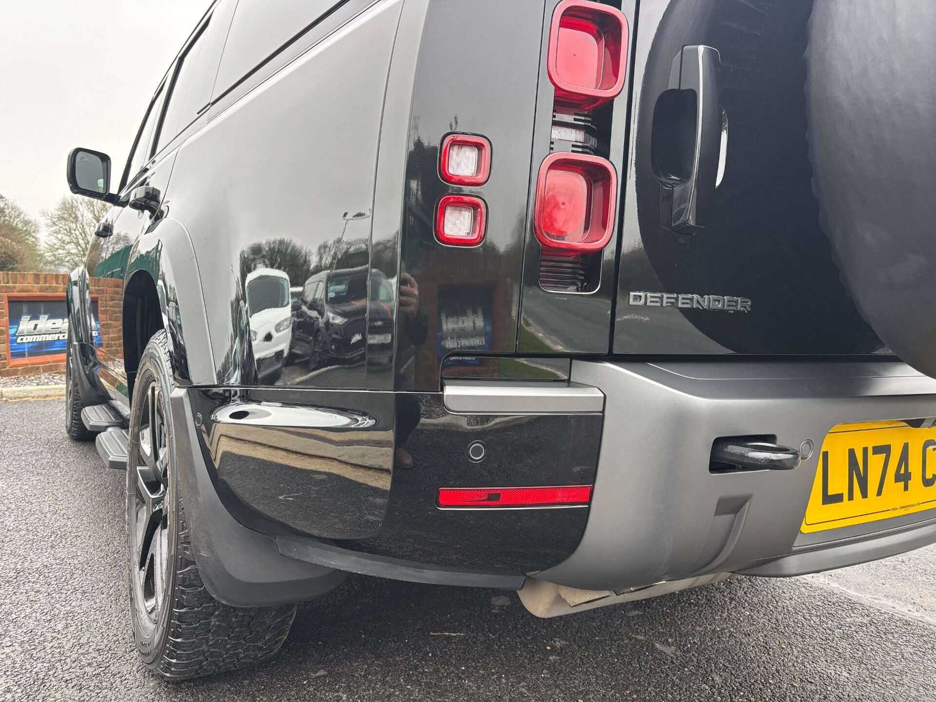 2024 LAND ROVER DEFENDER 130 2024 LAND ROVER DEFENDER 130