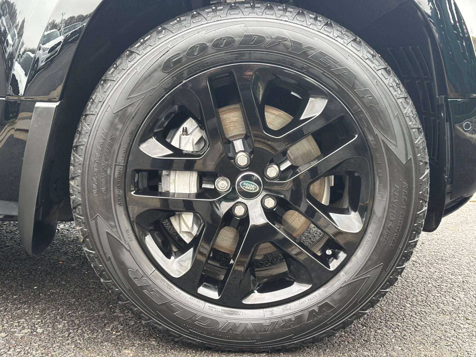 2024 LAND ROVER DEFENDER 130 2024 LAND ROVER DEFENDER 130