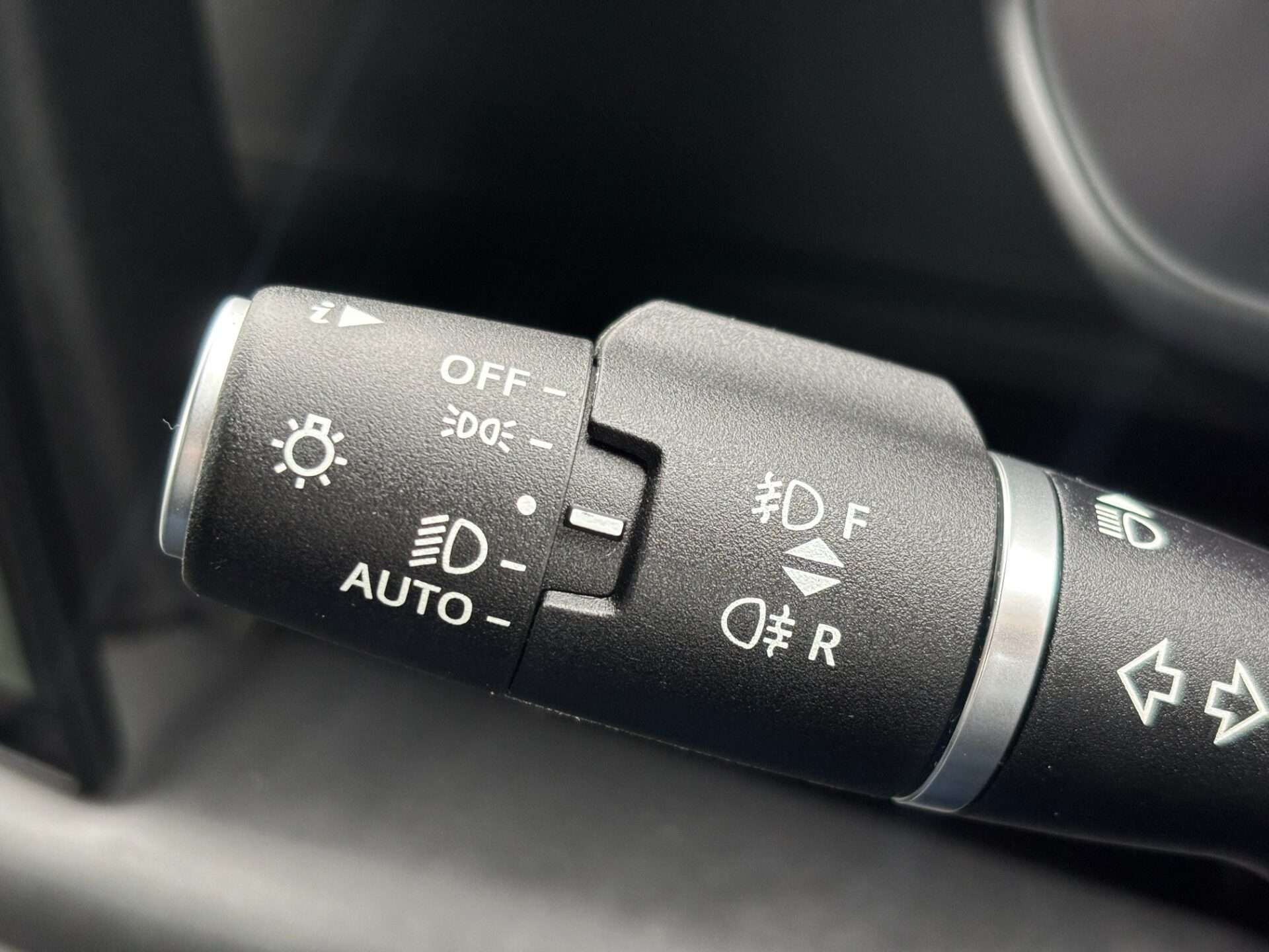 2024 LAND ROVER DEFENDER 130 2024 LAND ROVER DEFENDER 130