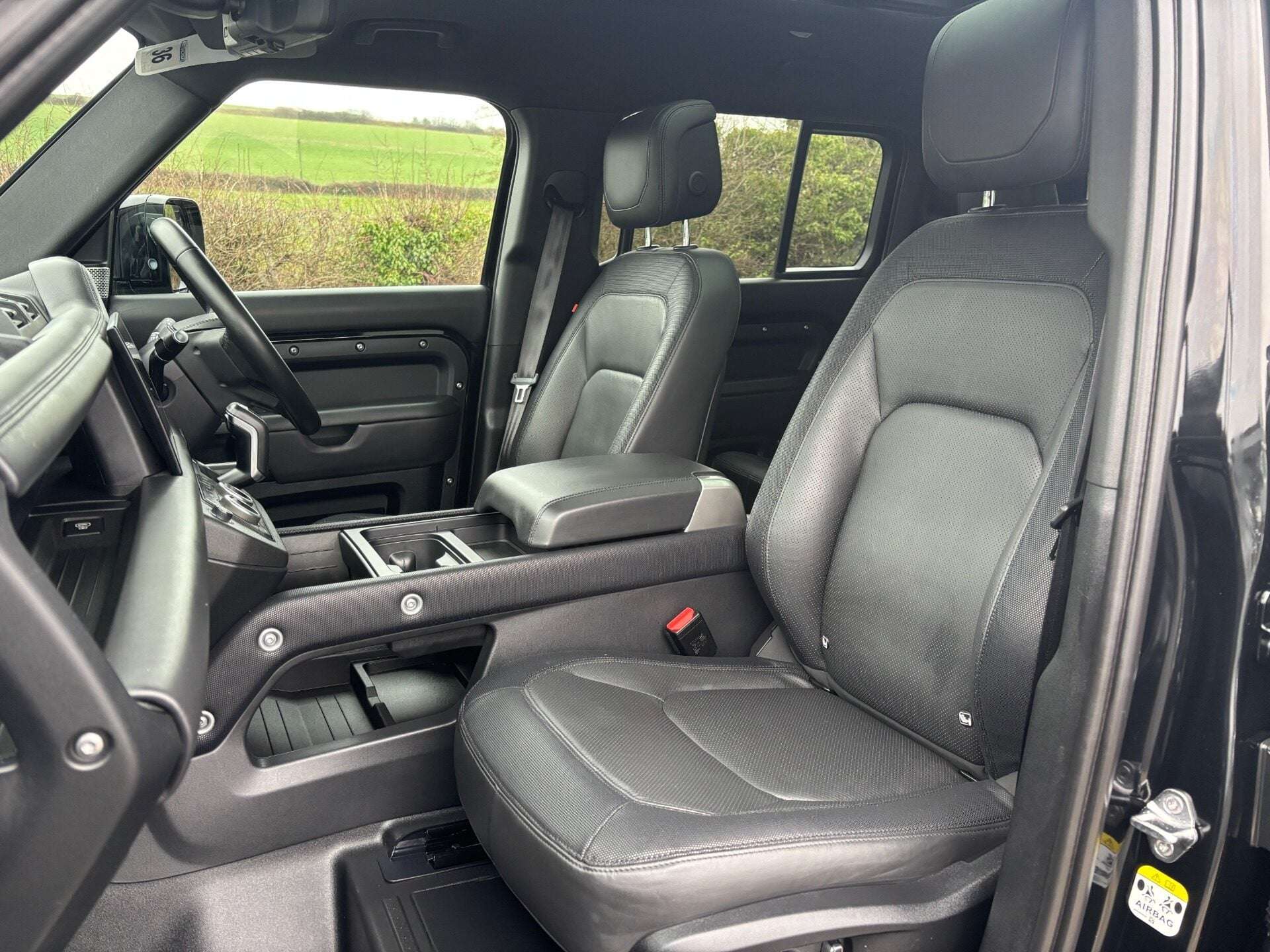 A 2024 LAND ROVER DEFENDER 130 D300 Outbound 5dr A 2024 LAND ROVER DEFENDER 130 D300 Outbound 5dr