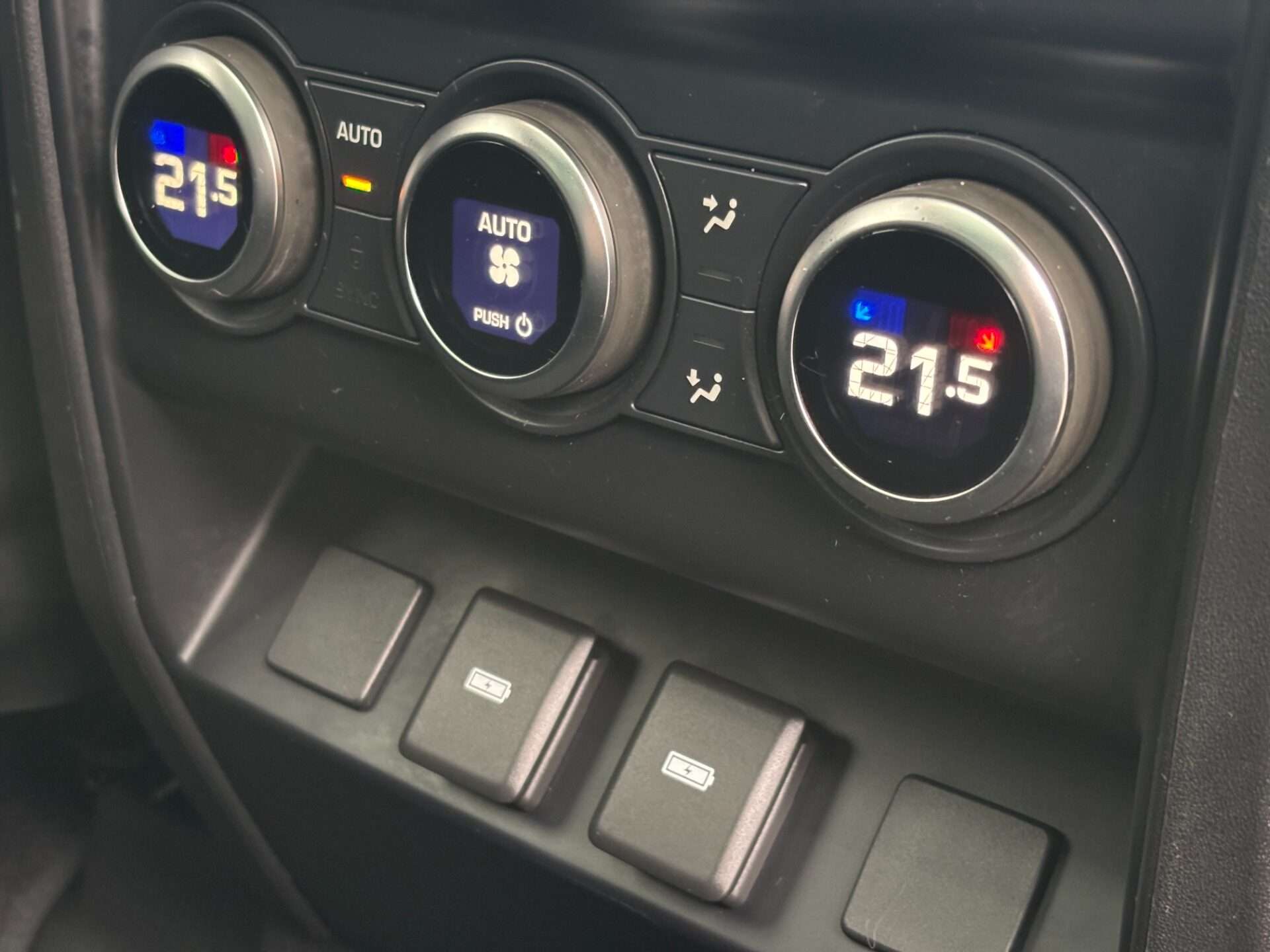 2024 LAND ROVER DEFENDER 130 2024 LAND ROVER DEFENDER 130