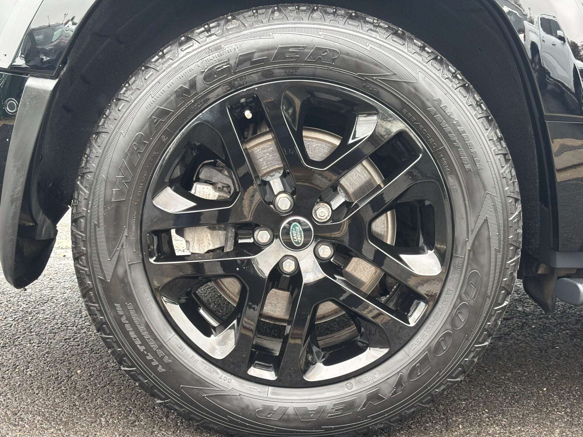 2024 LAND ROVER DEFENDER 130 2024 LAND ROVER DEFENDER 130