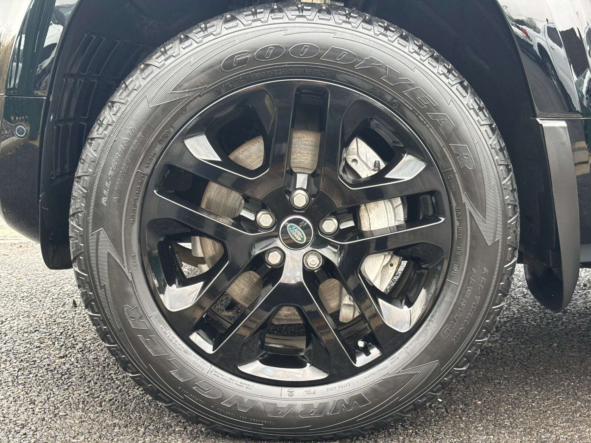 2024 LAND ROVER DEFENDER 130 2024 LAND ROVER DEFENDER 130