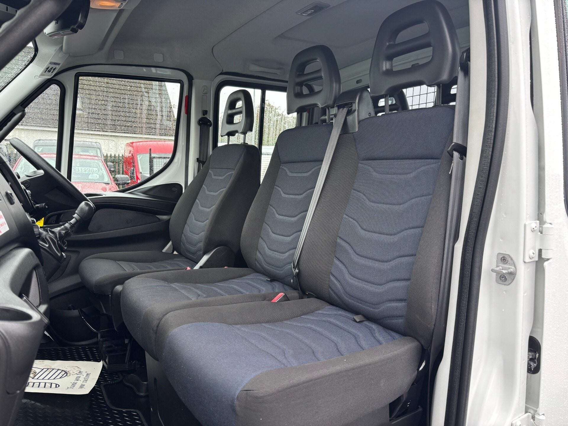 A 2020 IVECO DAILY 70C18D Crew Cab Dropside with Hiab X-Hiduo 062 Crane A 2020 IVECO DAILY 70C18D Crew Cab Dropside with Hiab X-Hiduo 062 Crane