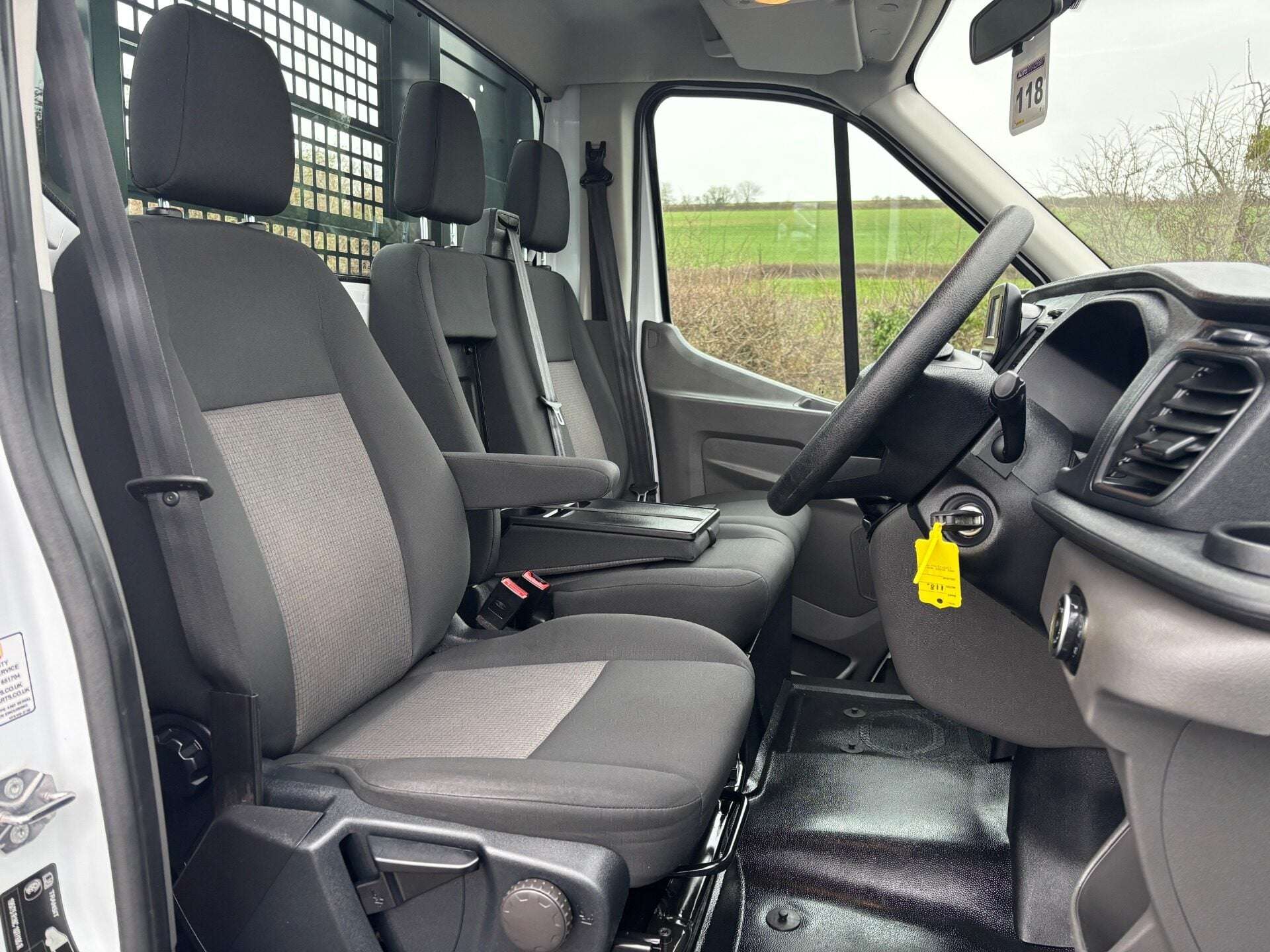 A 2024 FORD TRANSIT 350 Drw L2 130 ps Single Cab Tipper with Air Con A 2024 FORD TRANSIT 350 Drw L2 130 ps Single Cab Tipper with Air Con