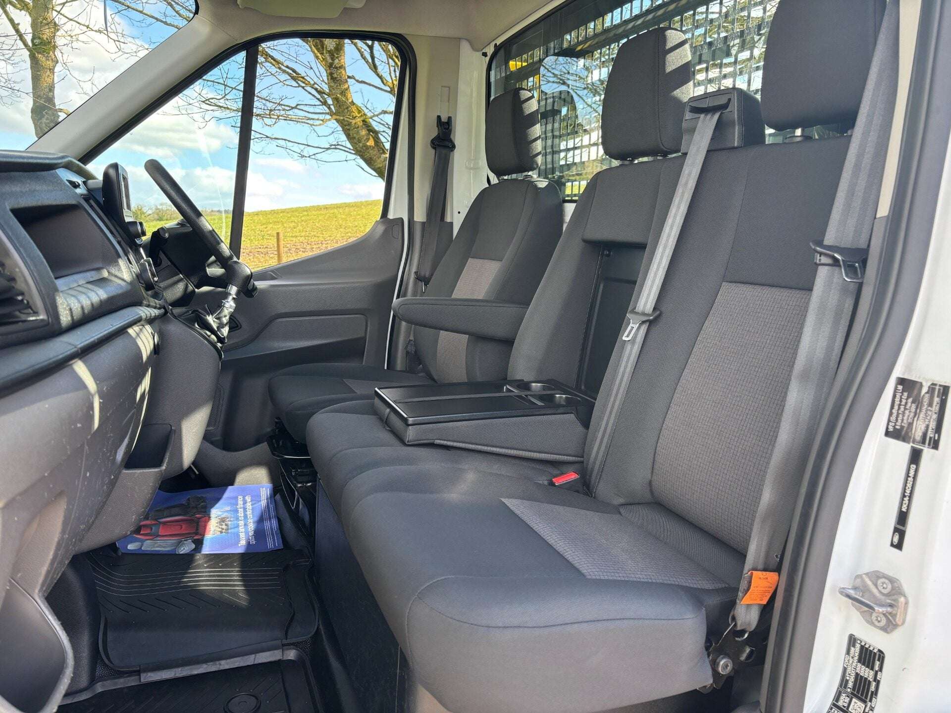 A 2022 FORD TRANSIT 350 Drw L5 130 ps Dropside Truck - 5.2m Internal Length A 2022 FORD TRANSIT 350 Drw L5 130 ps Dropside Truck - 5.2m Internal Length