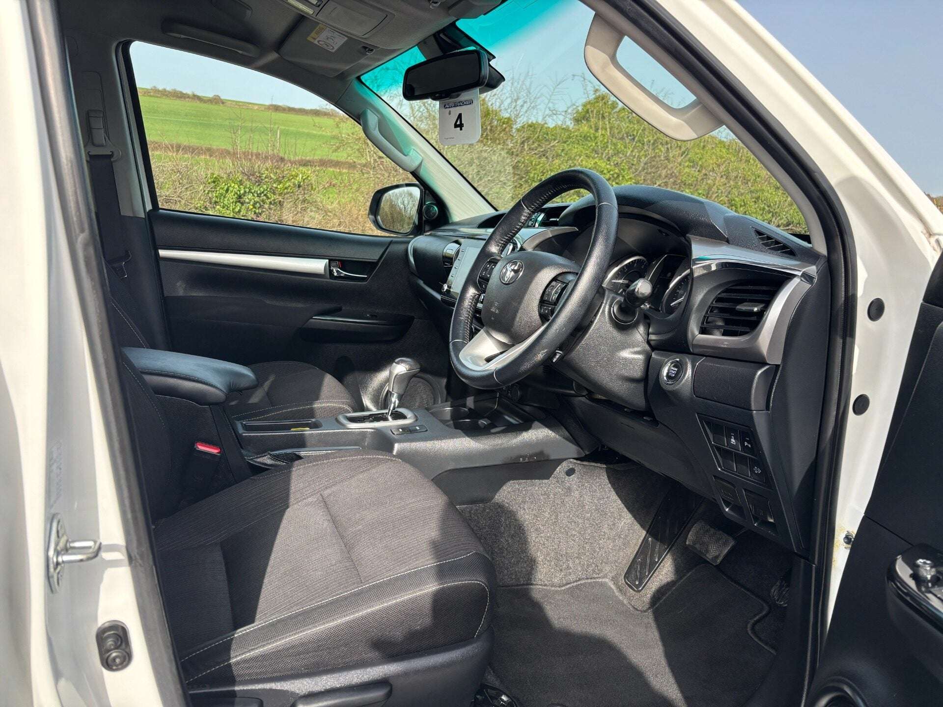 2022 TOYOTA HILUX 2022 TOYOTA HILUX