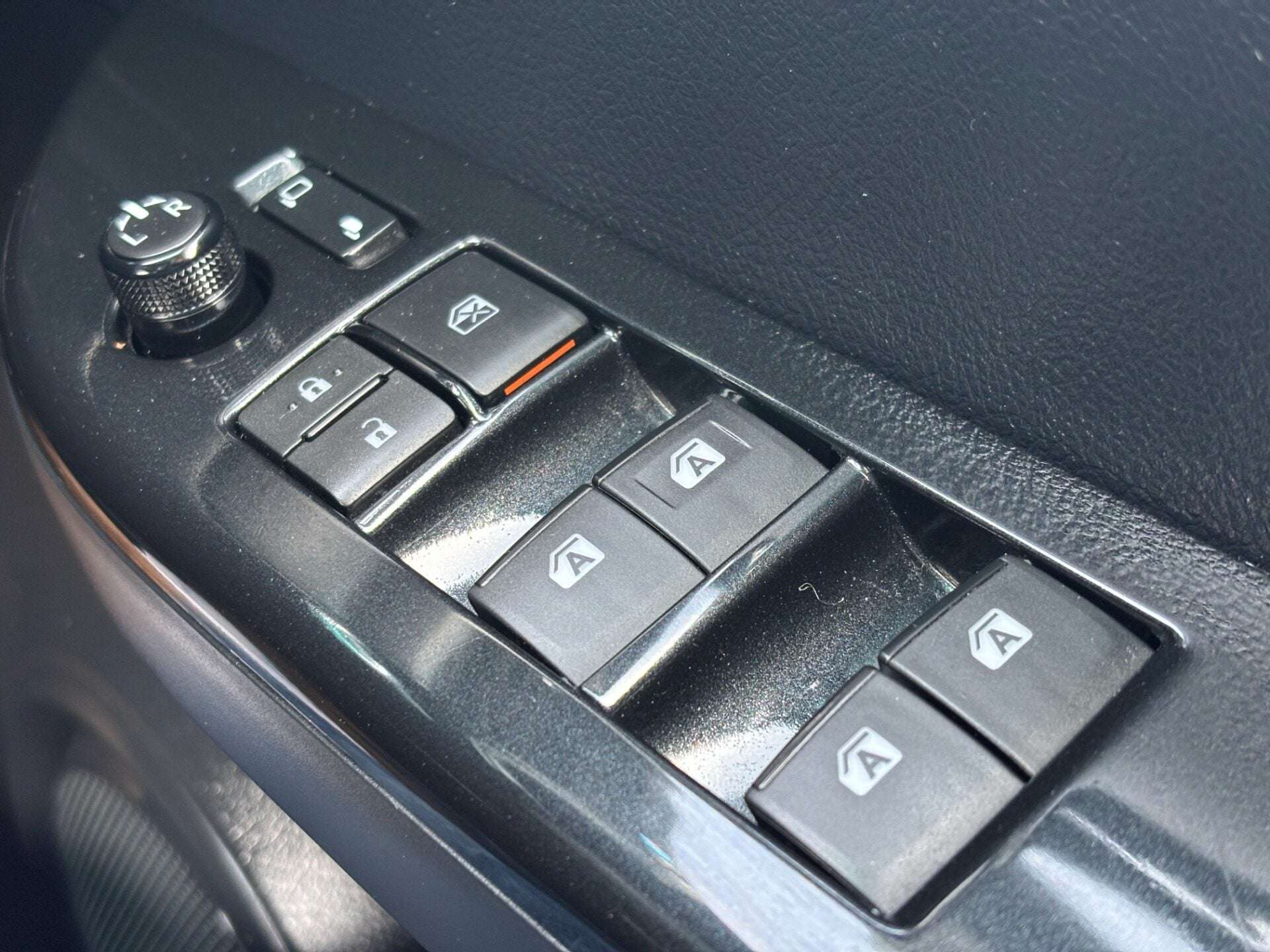 2022 TOYOTA HILUX 2022 TOYOTA HILUX