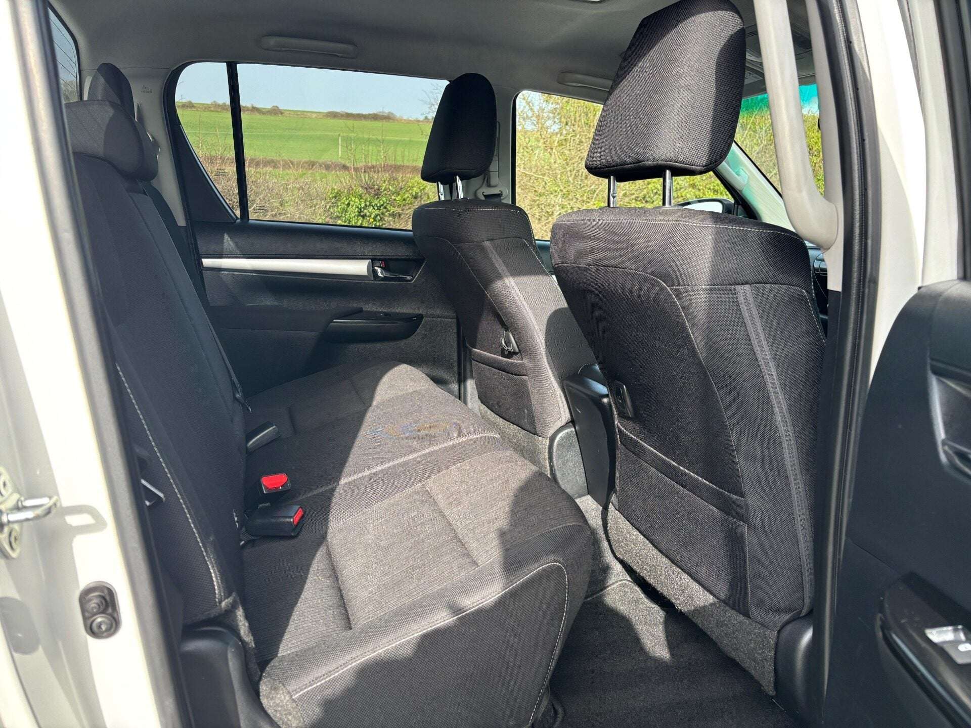 2022 TOYOTA HILUX 2022 TOYOTA HILUX