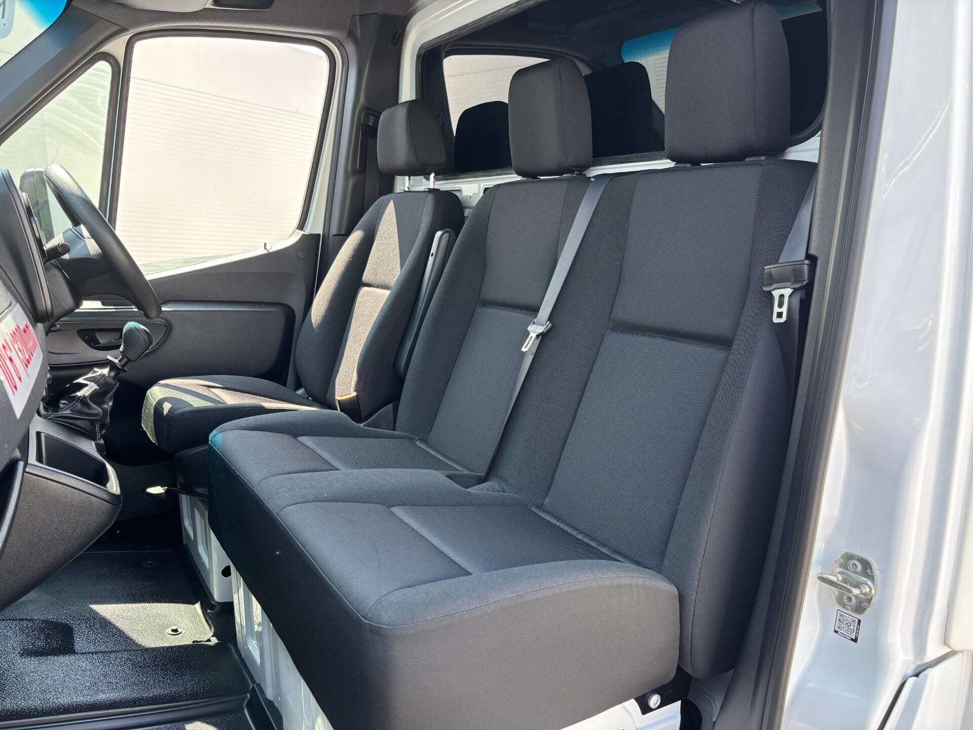 A 2022 MERCEDES-BENZ SPRINTER 315 Cdi Progressive Luton with Tail Lift A 2022 MERCEDES-BENZ SPRINTER 315 Cdi Progressive Luton with Tail Lift